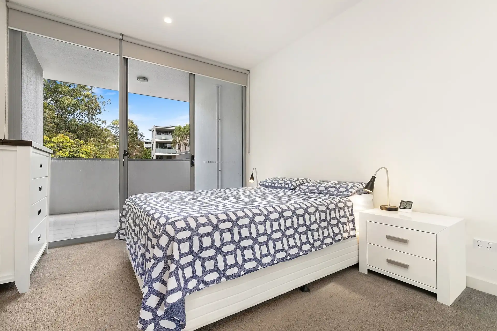 205D/2 Rowe Drive, Potts Hill Sold by Richard Matthews Real Estate - image 5