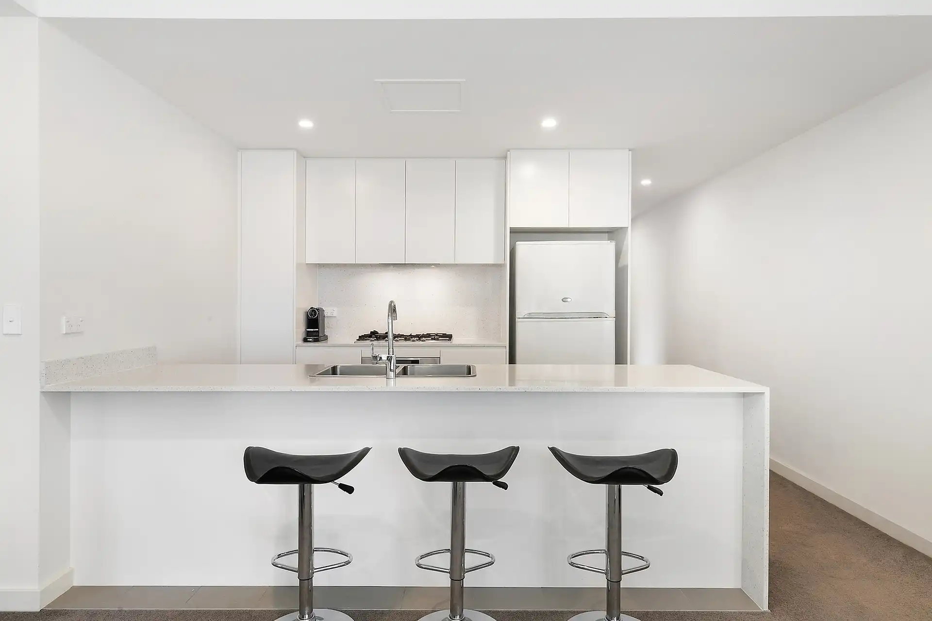 205D/2 Rowe Drive, Potts Hill Sold by Richard Matthews Real Estate - image 3