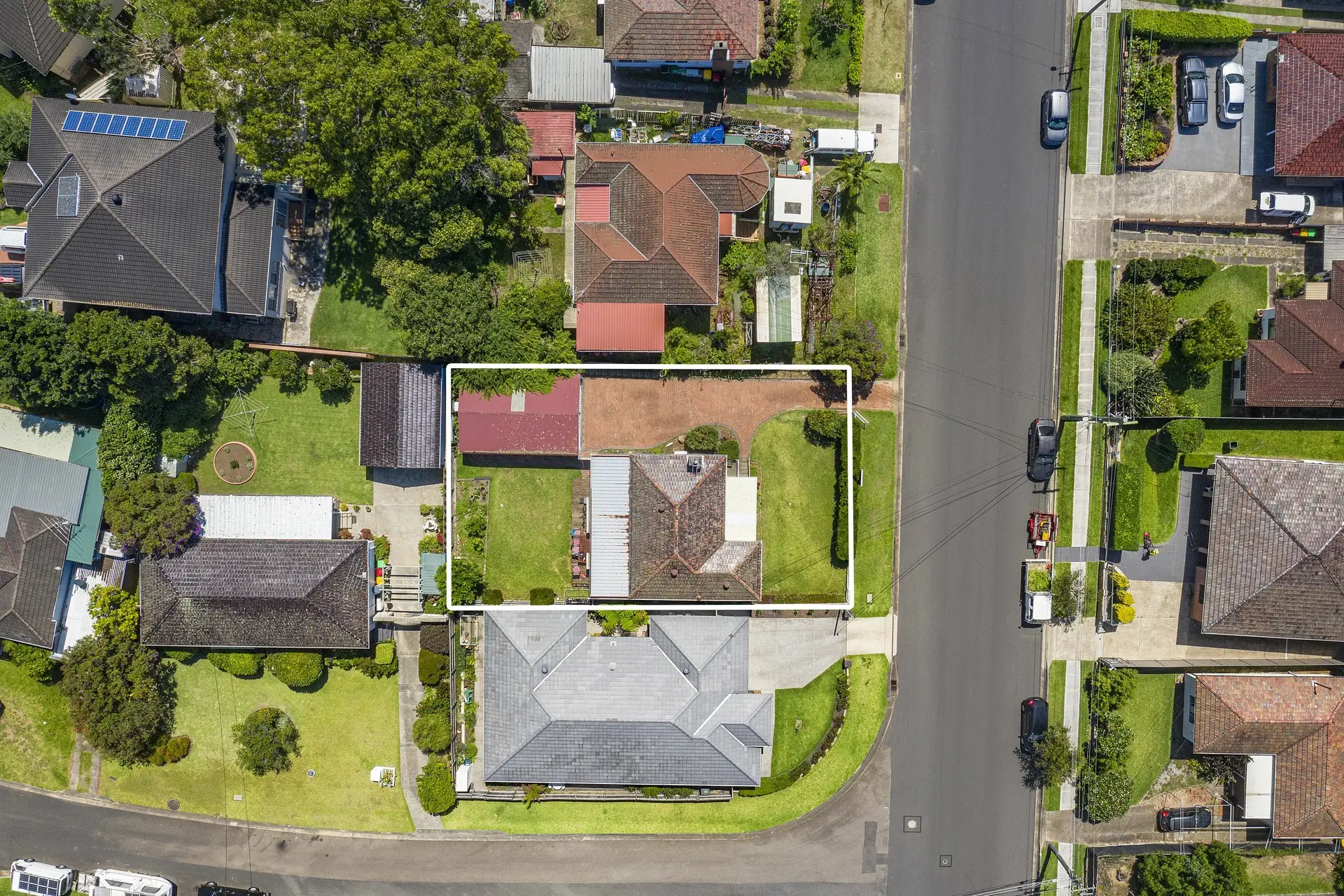 14 Hughes Avenue, Ermington Sold by Richard Matthews Real Estate - image 2