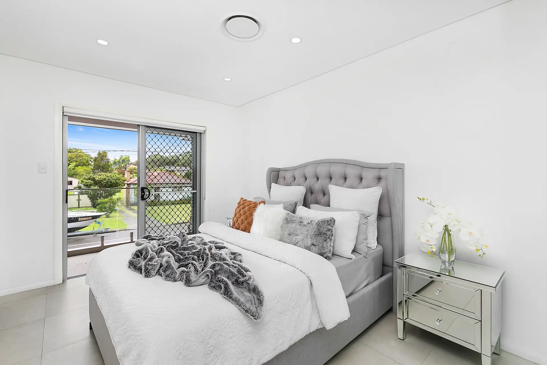 112 Cann Street, Bass Hill Sold by Richard Matthews Real Estate - image 4