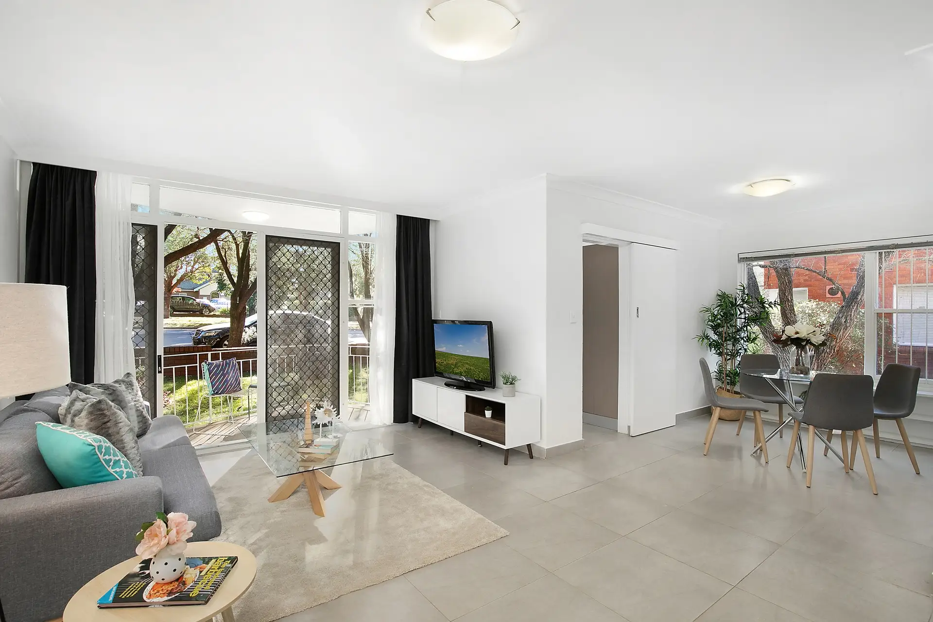 8/70-74 The Boulevarde, Strathfield Sold by Richard Matthews Real Estate - image 3