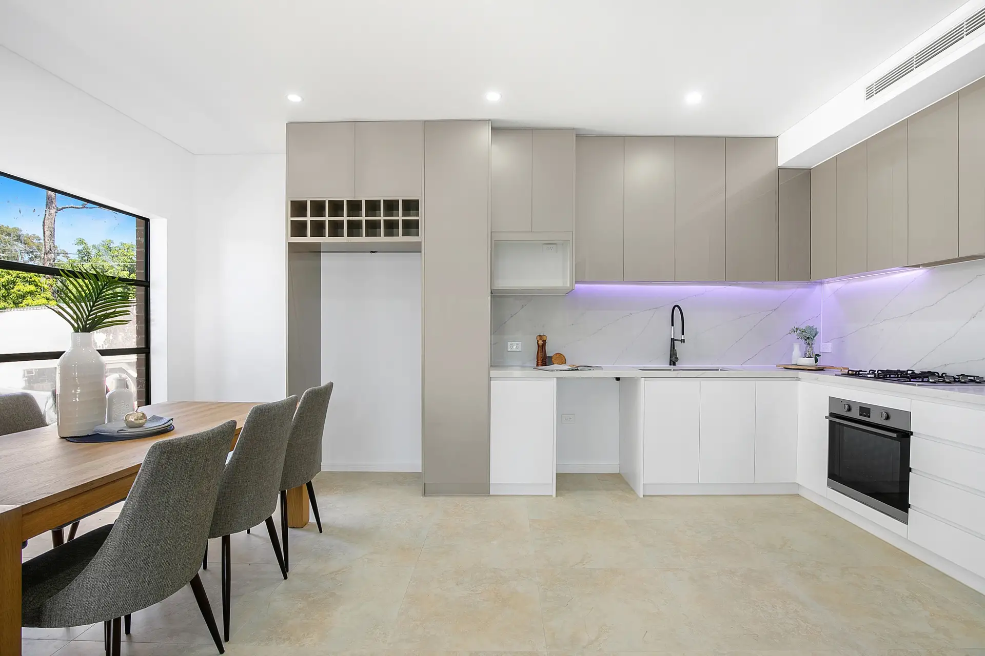 7/21-23 Balanada Avenue, Chipping Norton Sold by Richard Matthews Real Estate - image 3