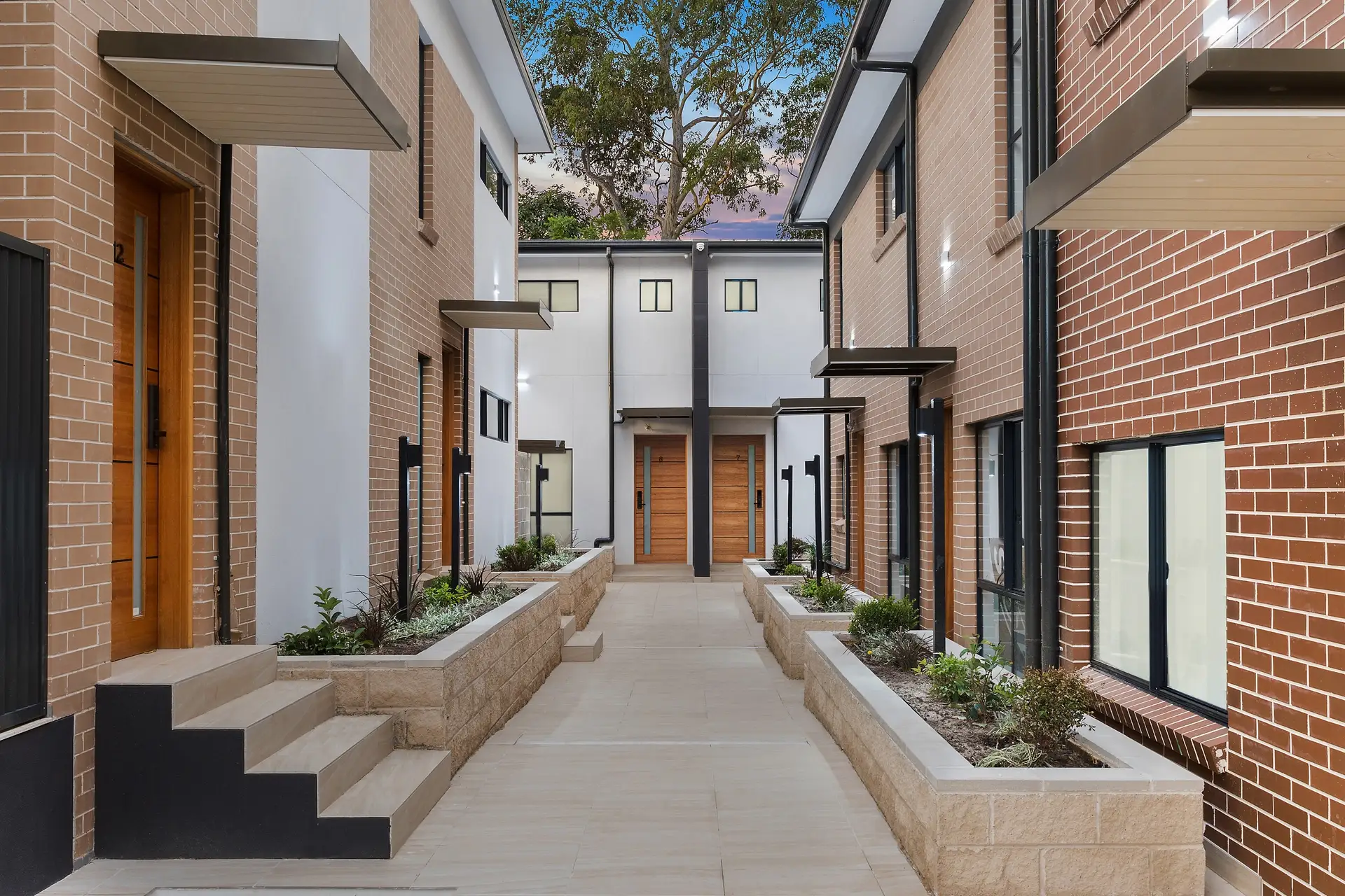 7/21-23 Balanada Avenue, Chipping Norton Sold by Richard Matthews Real Estate - image 12