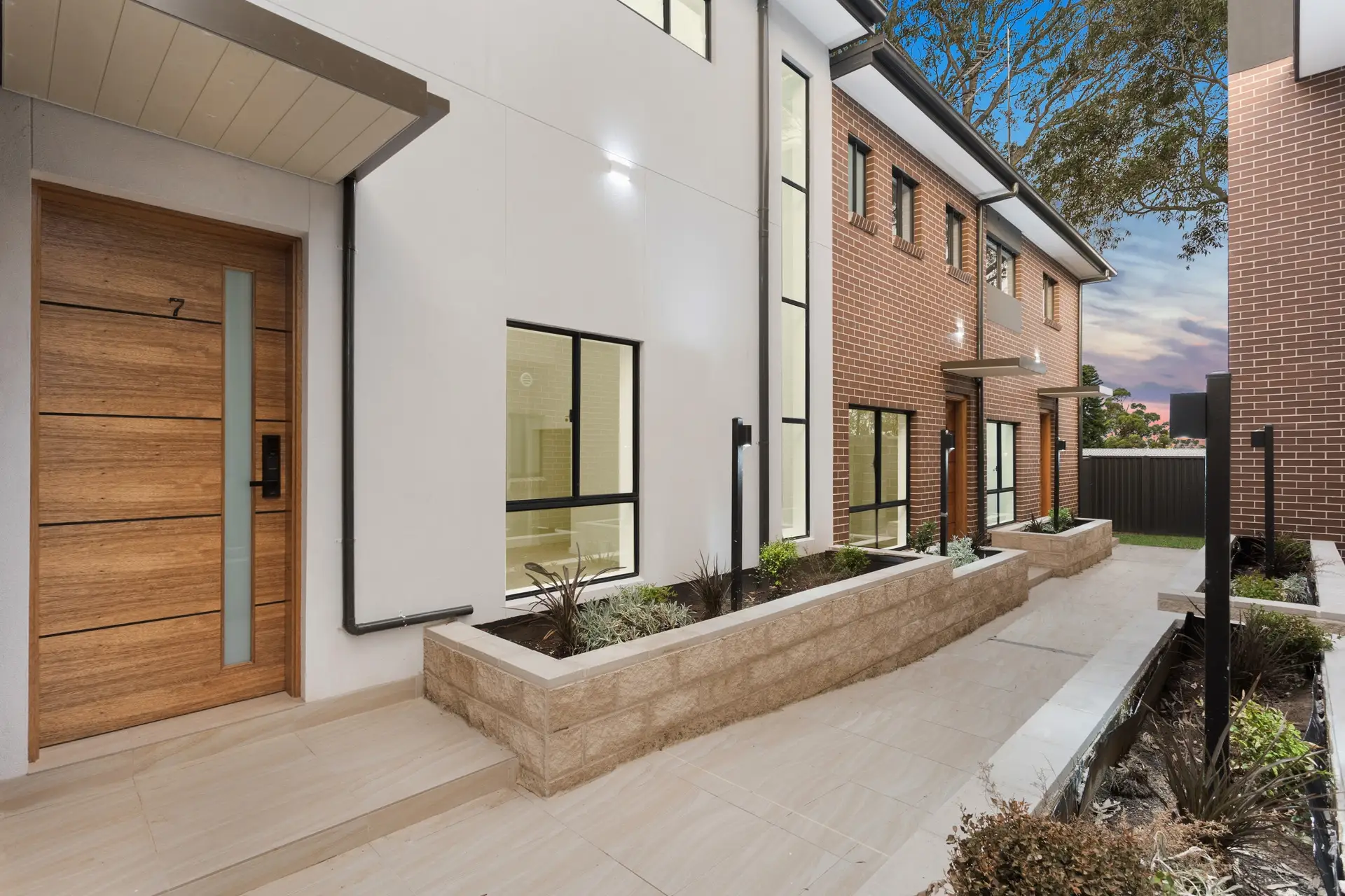 7/21-23 Balanada Avenue, Chipping Norton Sold by Richard Matthews Real Estate - image 10