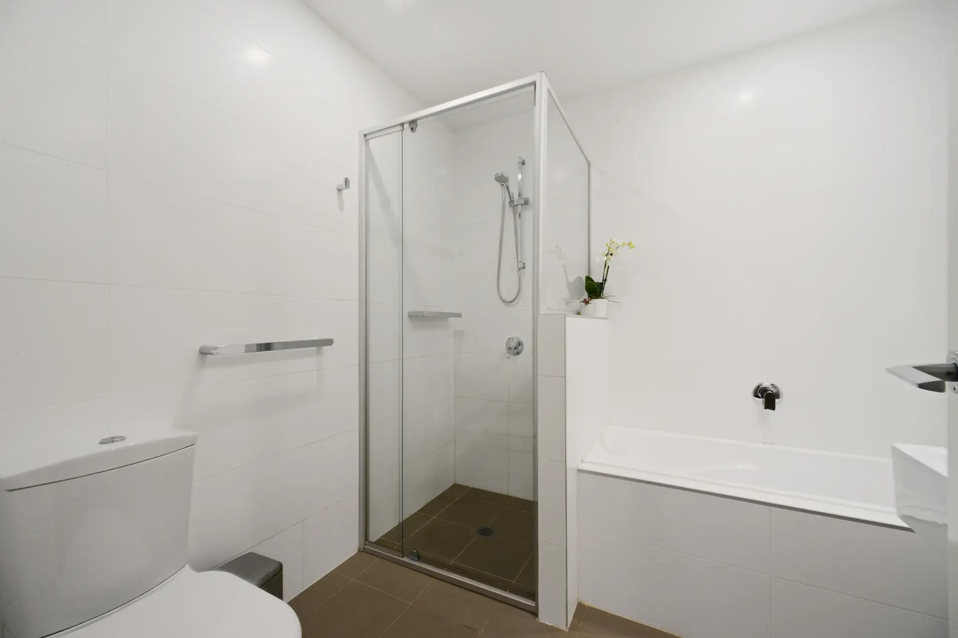 230/43 Amalfi Drive, Wentworth Point Sold by Richard Matthews Real Estate - image 4