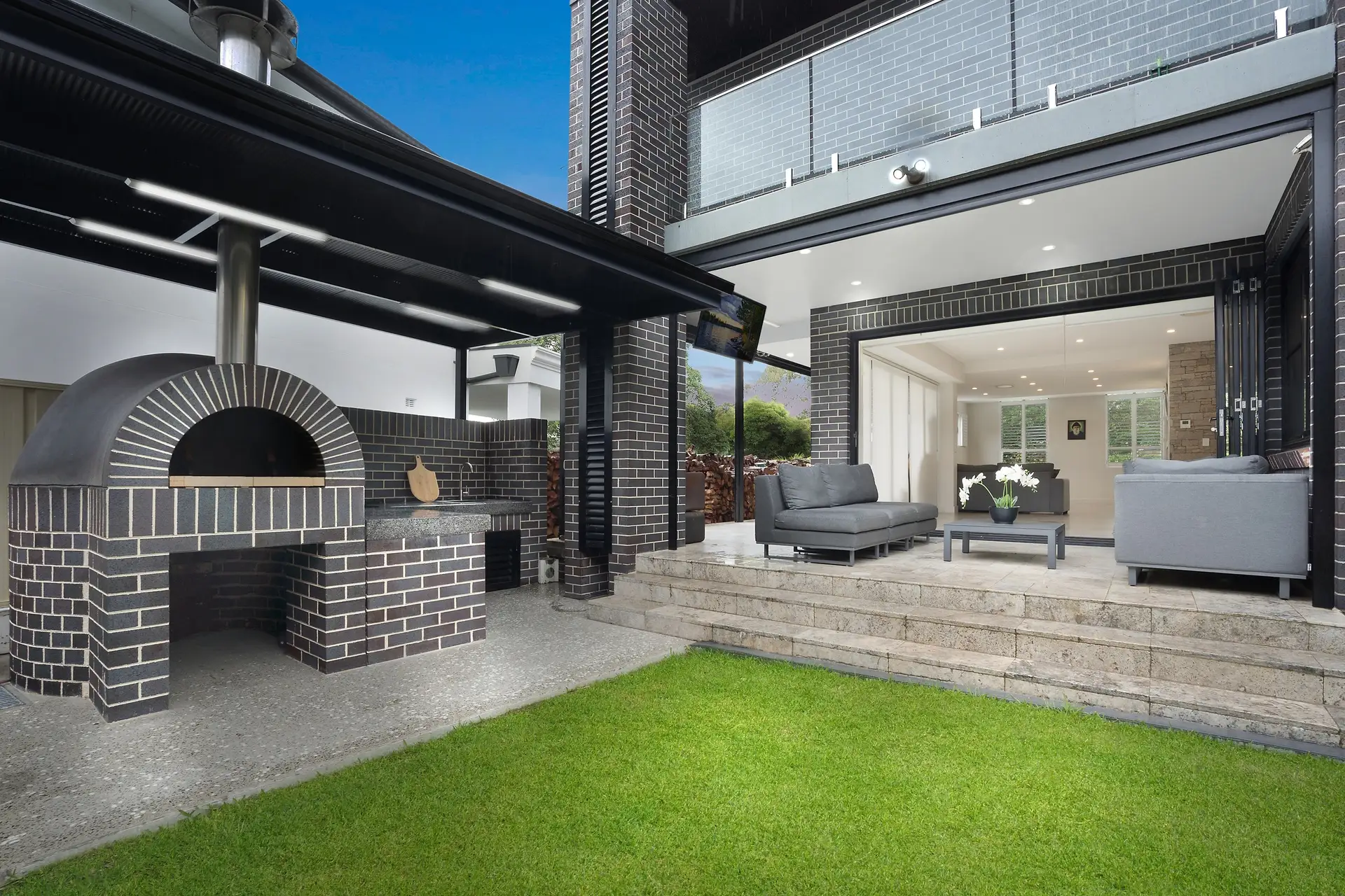 53 Rickard Road, Strathfield Sold by Richard Matthews Real Estate - image 2