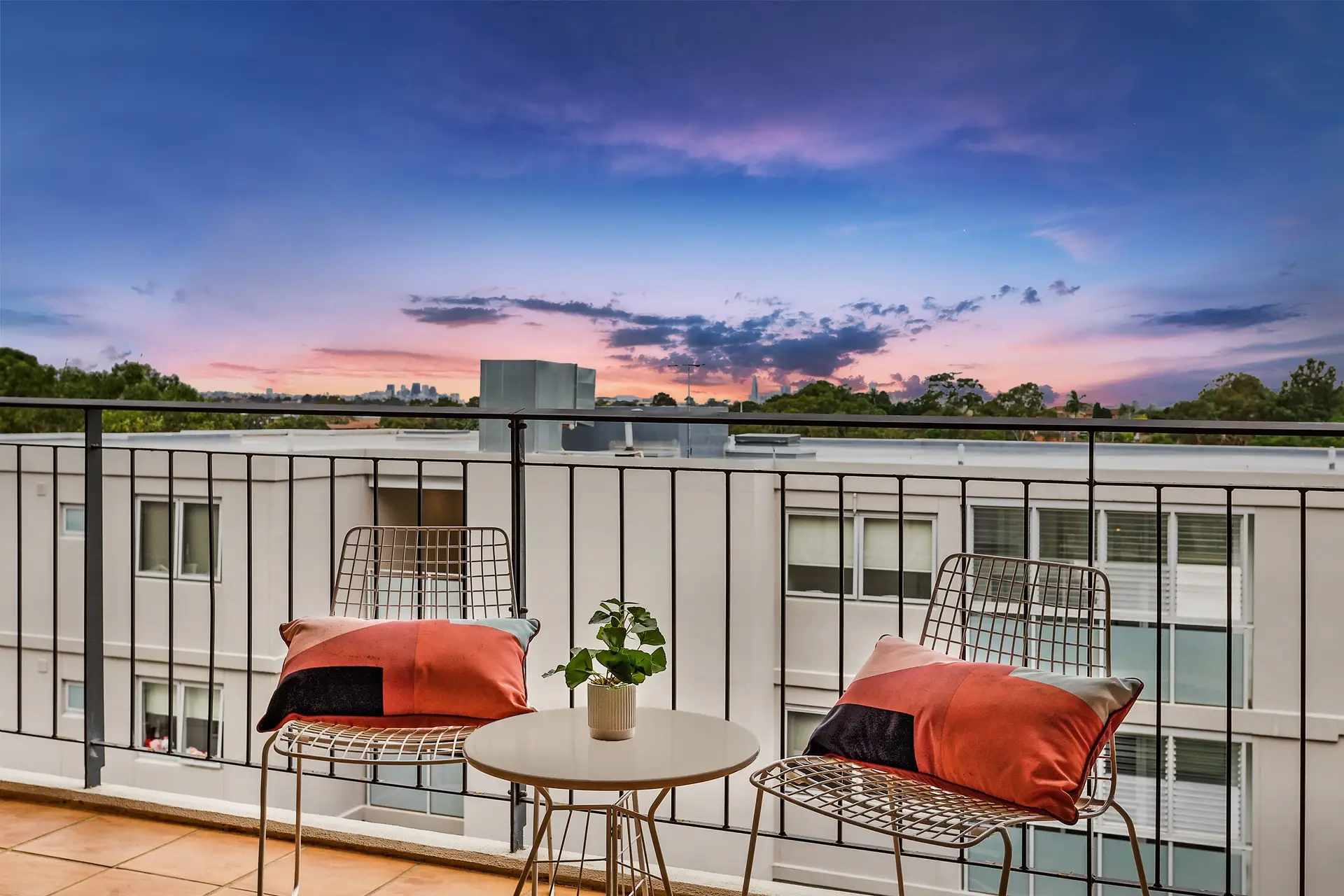 21/78-82 Burwood Road, Burwood Sold by Richard Matthews Real Estate - image 3