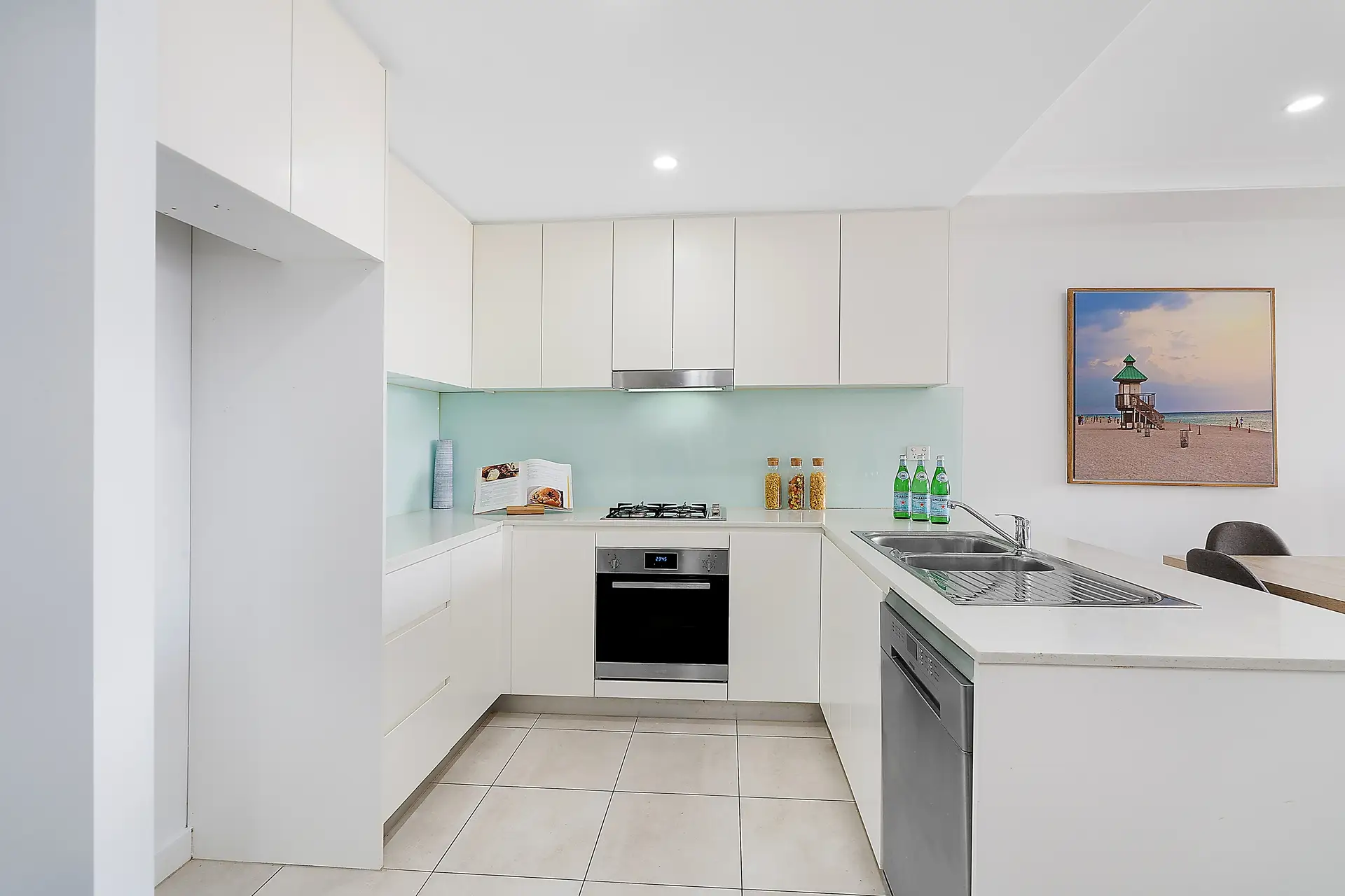 68/27-29 Mary Street, Auburn Sold by Richard Matthews Real Estate - image 4