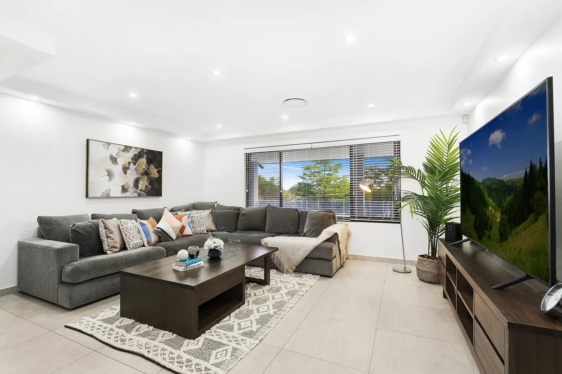 32 Sturt Avenue, Georges Hall Sold by Richard Matthews Real Estate - image 3