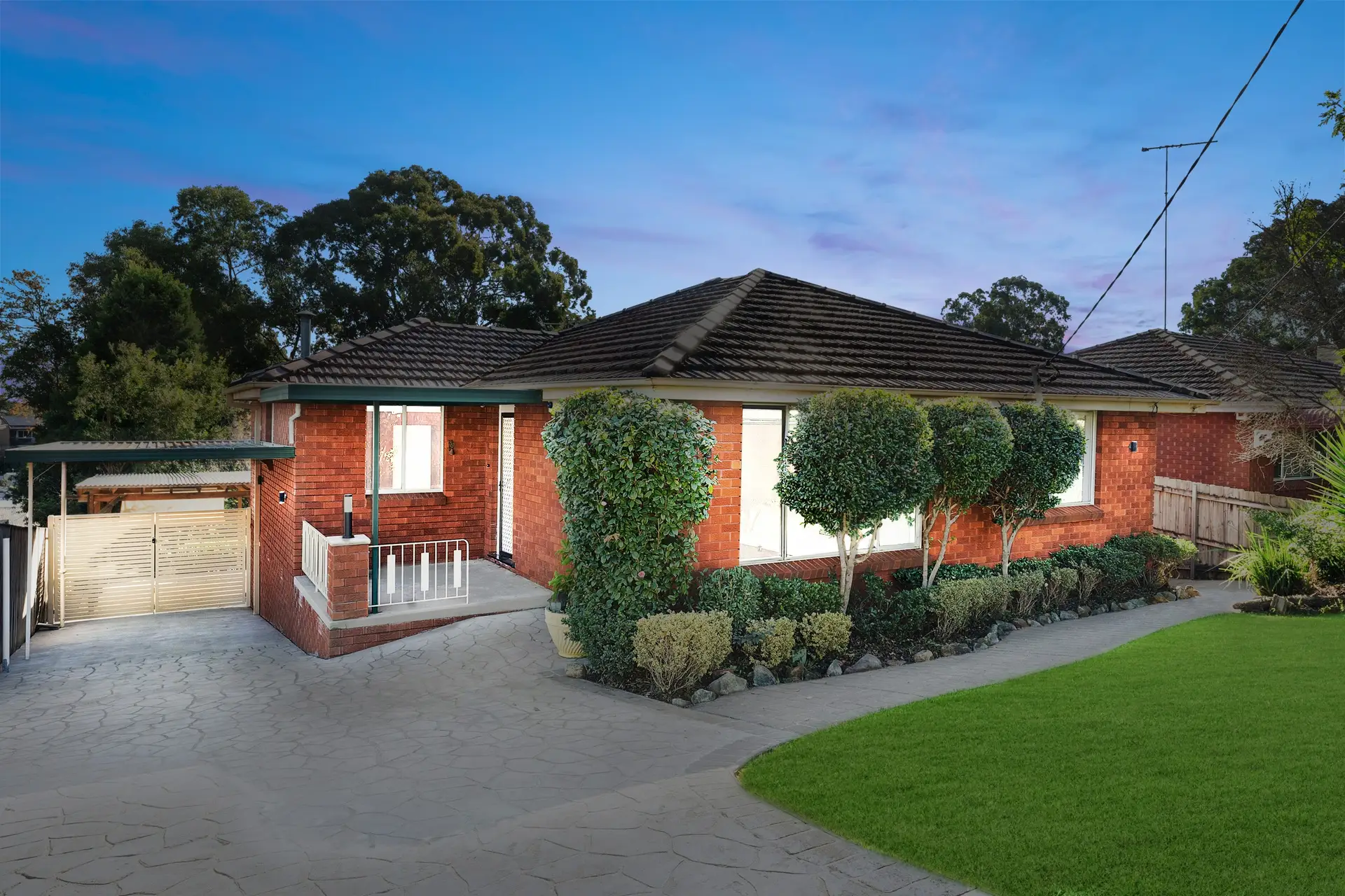 33 Donington Avenue, Georges Hall Sold by Richard Matthews Real Estate - image 2