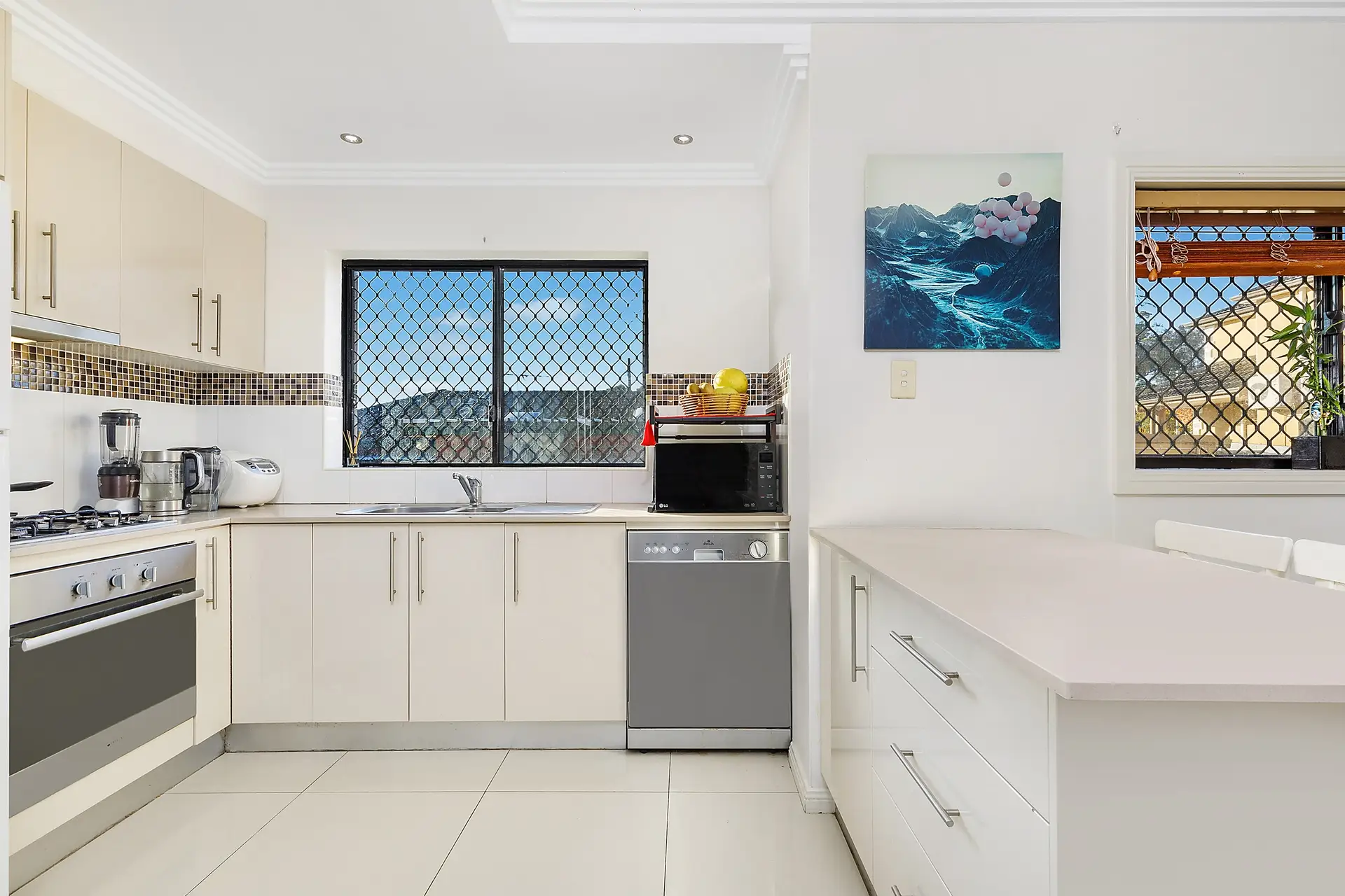 5/93-95 Burwood Road, Enfield Sold by Richard Matthews Real Estate - image 3