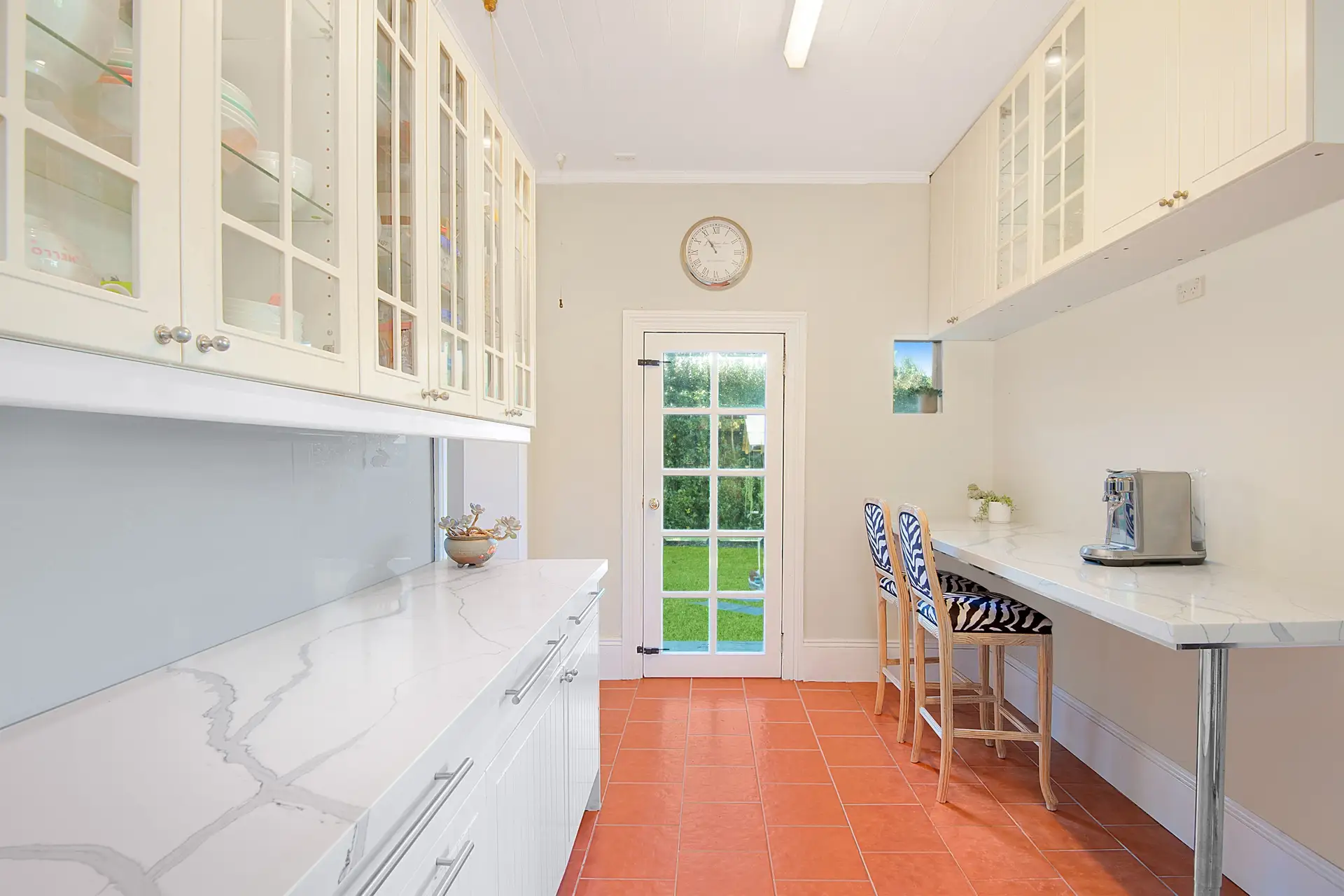 10 Clifton Avenue, Burwood Sold by Richard Matthews Real Estate - image 7