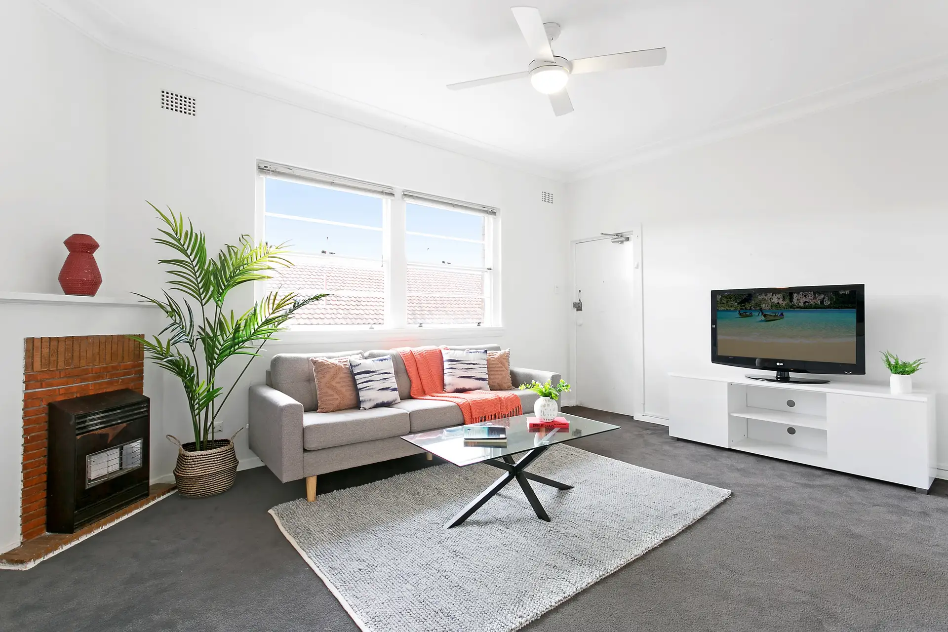 3/1 Cecil Street, Ashfield Sold by Richard Matthews Real Estate - image 1