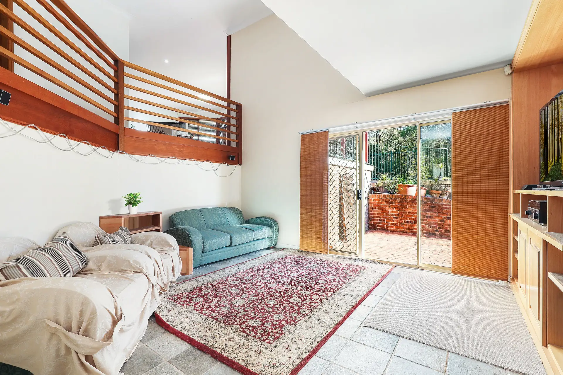 64 Lucinda Avenue, Bass Hill Sold by Richard Matthews Real Estate - image 4