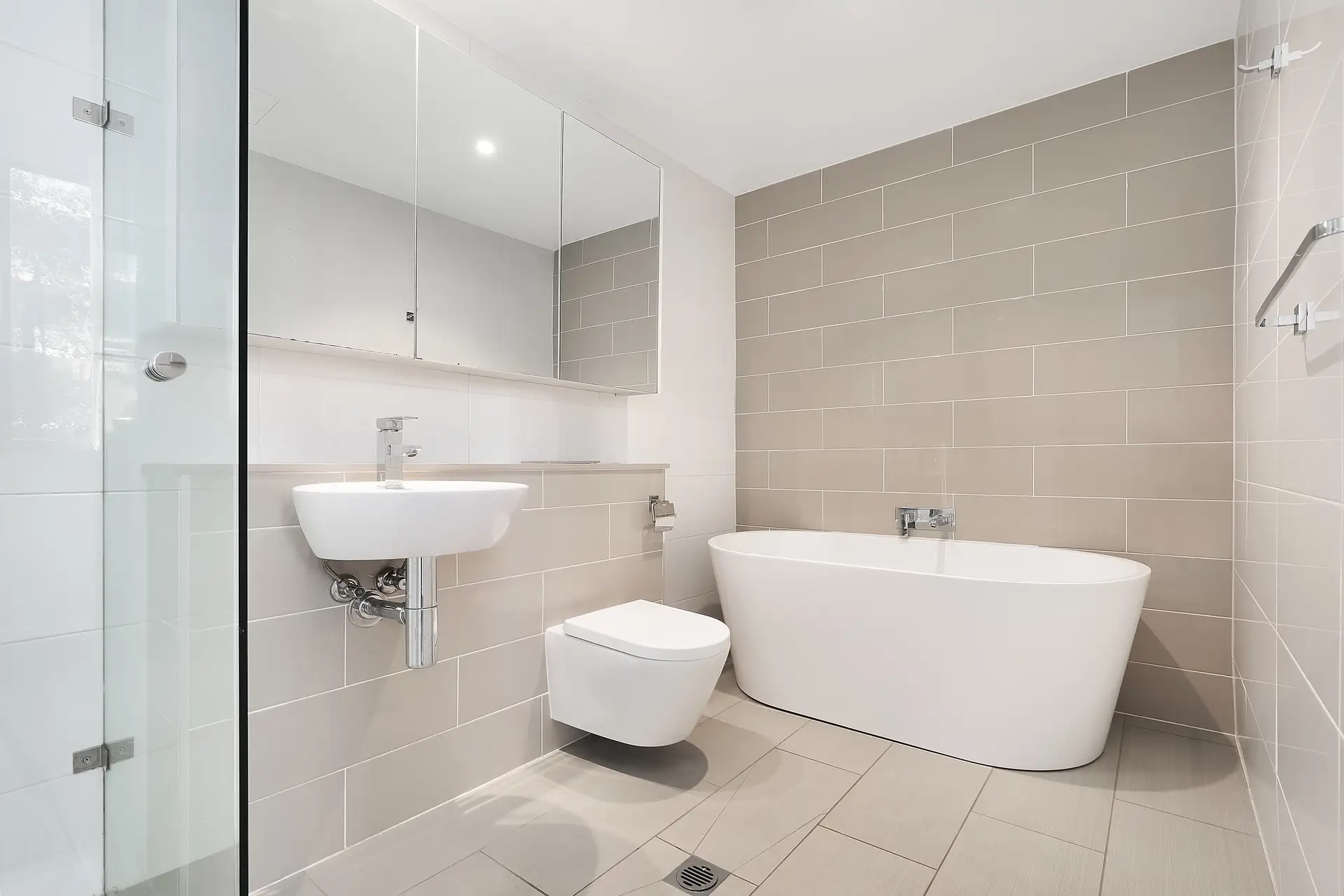 118/18 Epping Park Drive, Epping Sold by Richard Matthews Real Estate - image 4