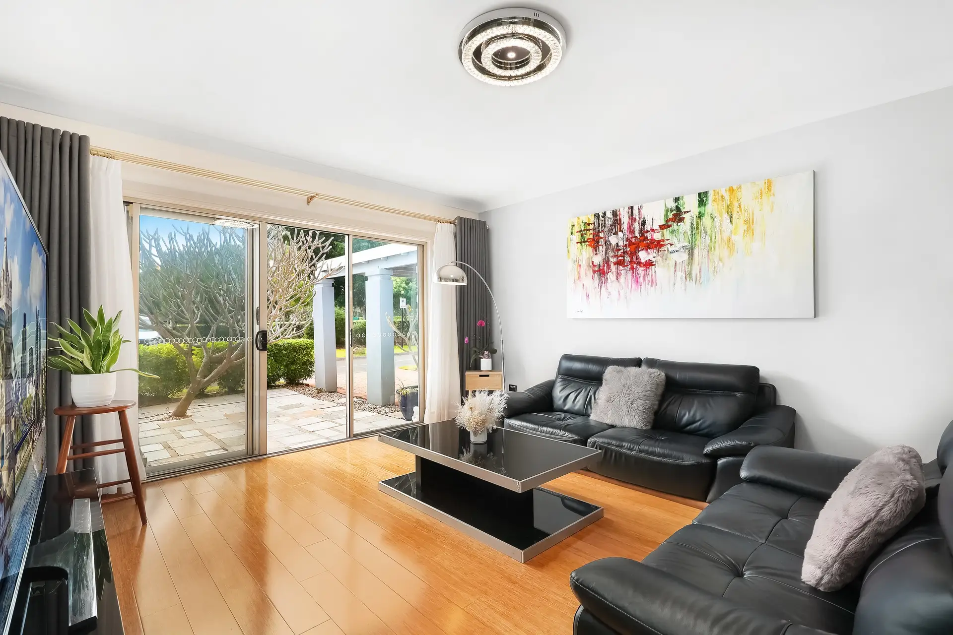 13a Settlers Boulevard, Liberty Grove Sold by Richard Matthews Real Estate - image 3