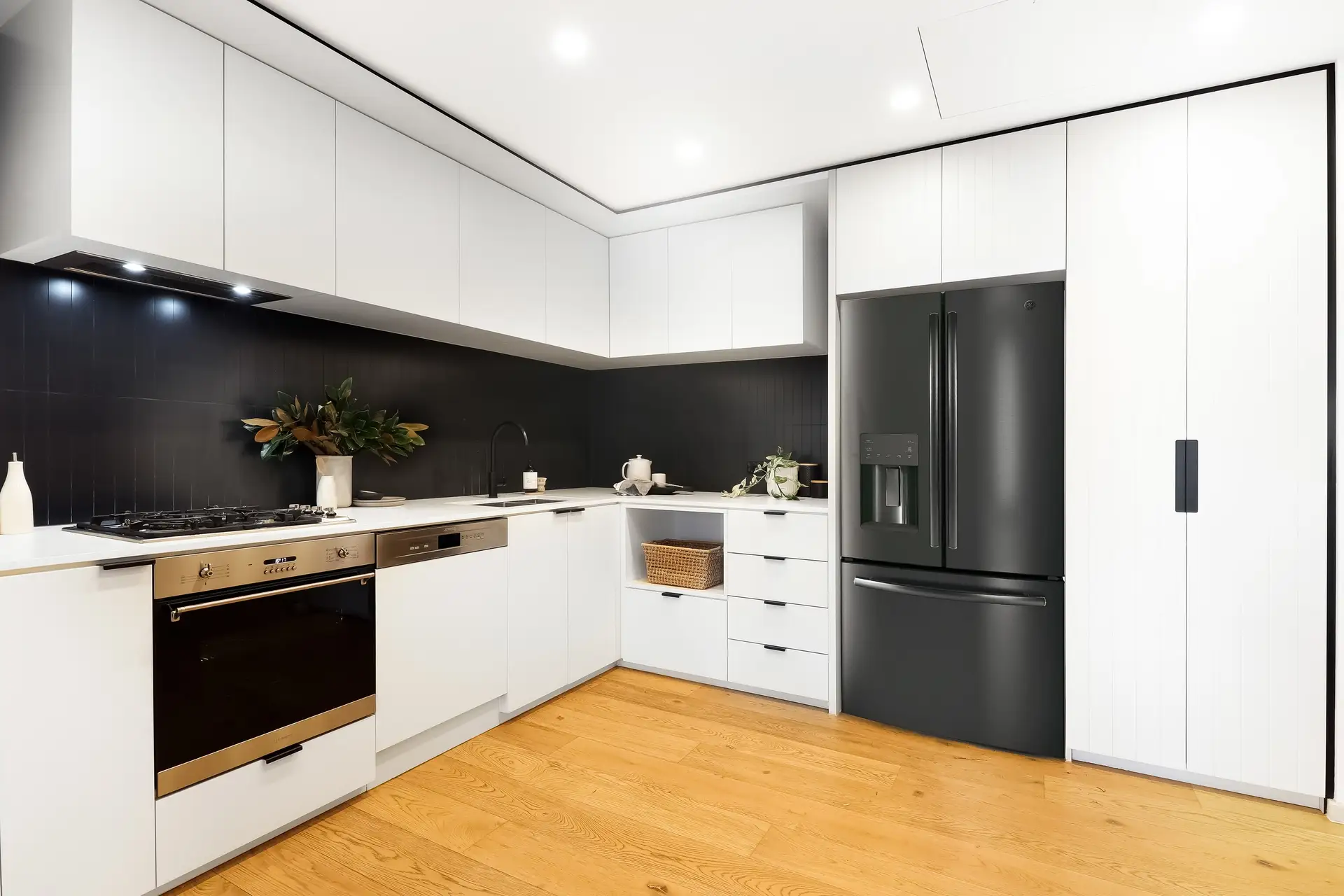 404/2 Malthouse Way, Lewisham Sold by Richard Matthews Real Estate - image 4