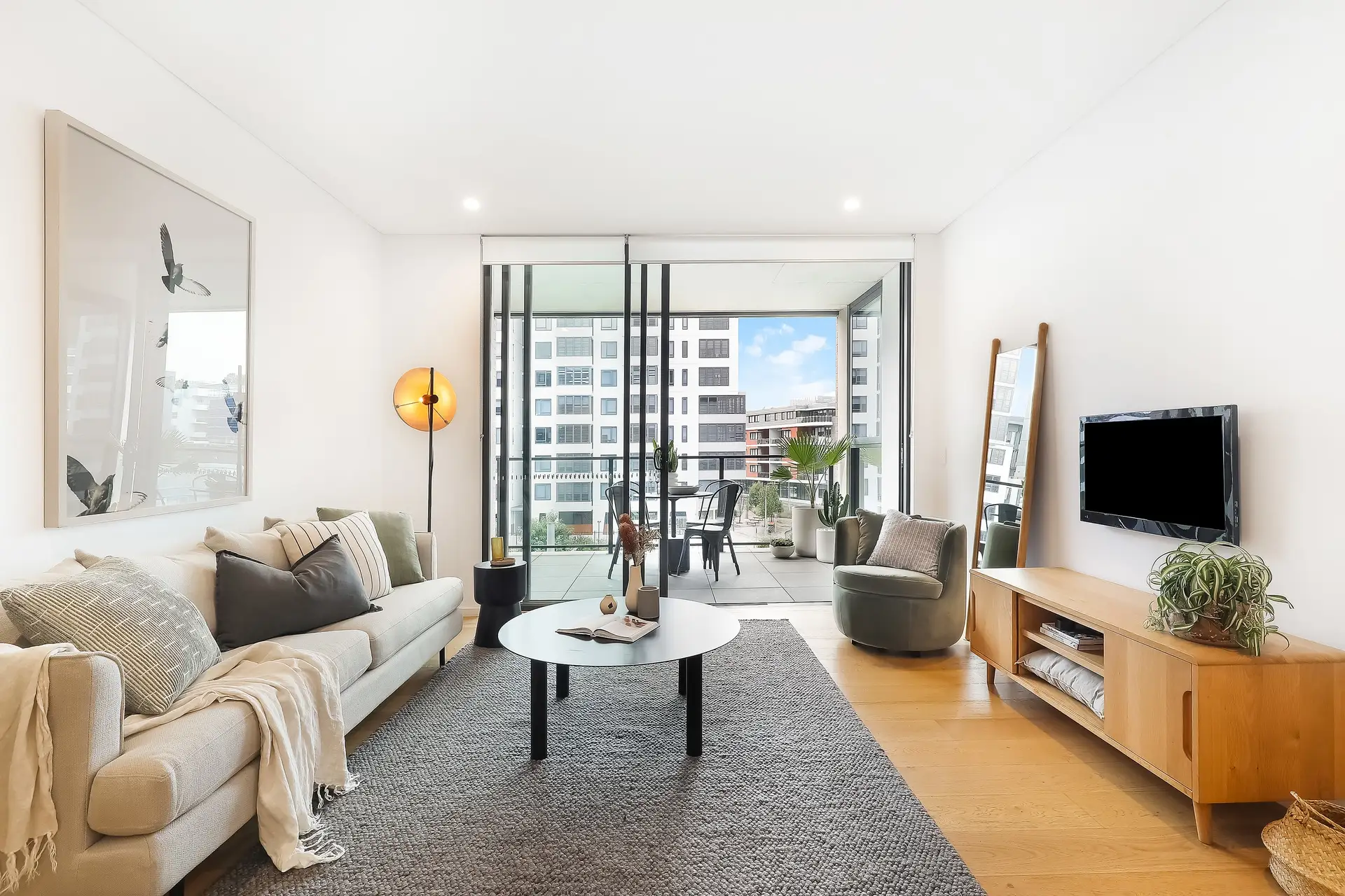 404/2 Malthouse Way, Lewisham Sold by Richard Matthews Real Estate - image 2