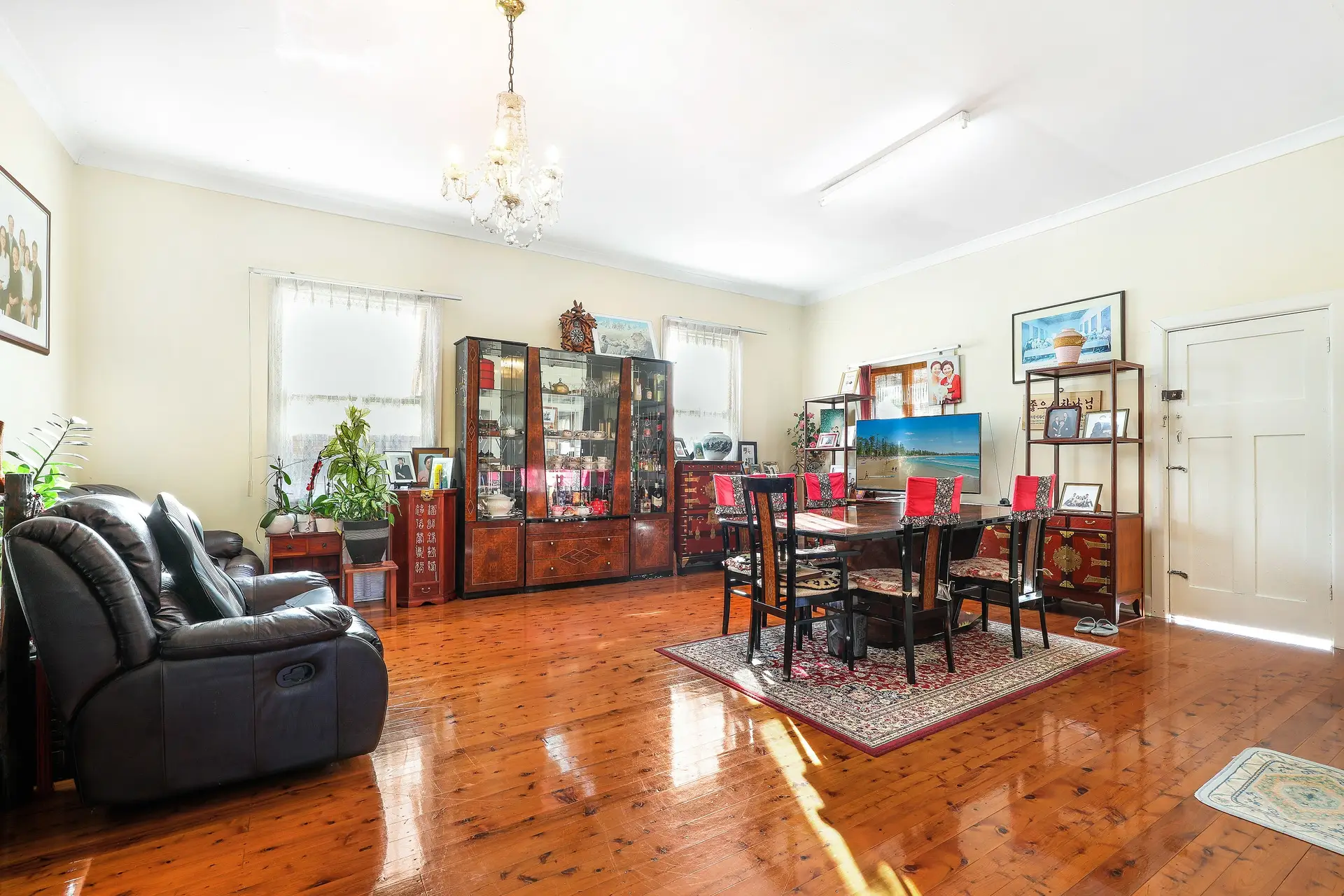 118 Milton Street, Ashfield Sold by Richard Matthews Real Estate - image 5