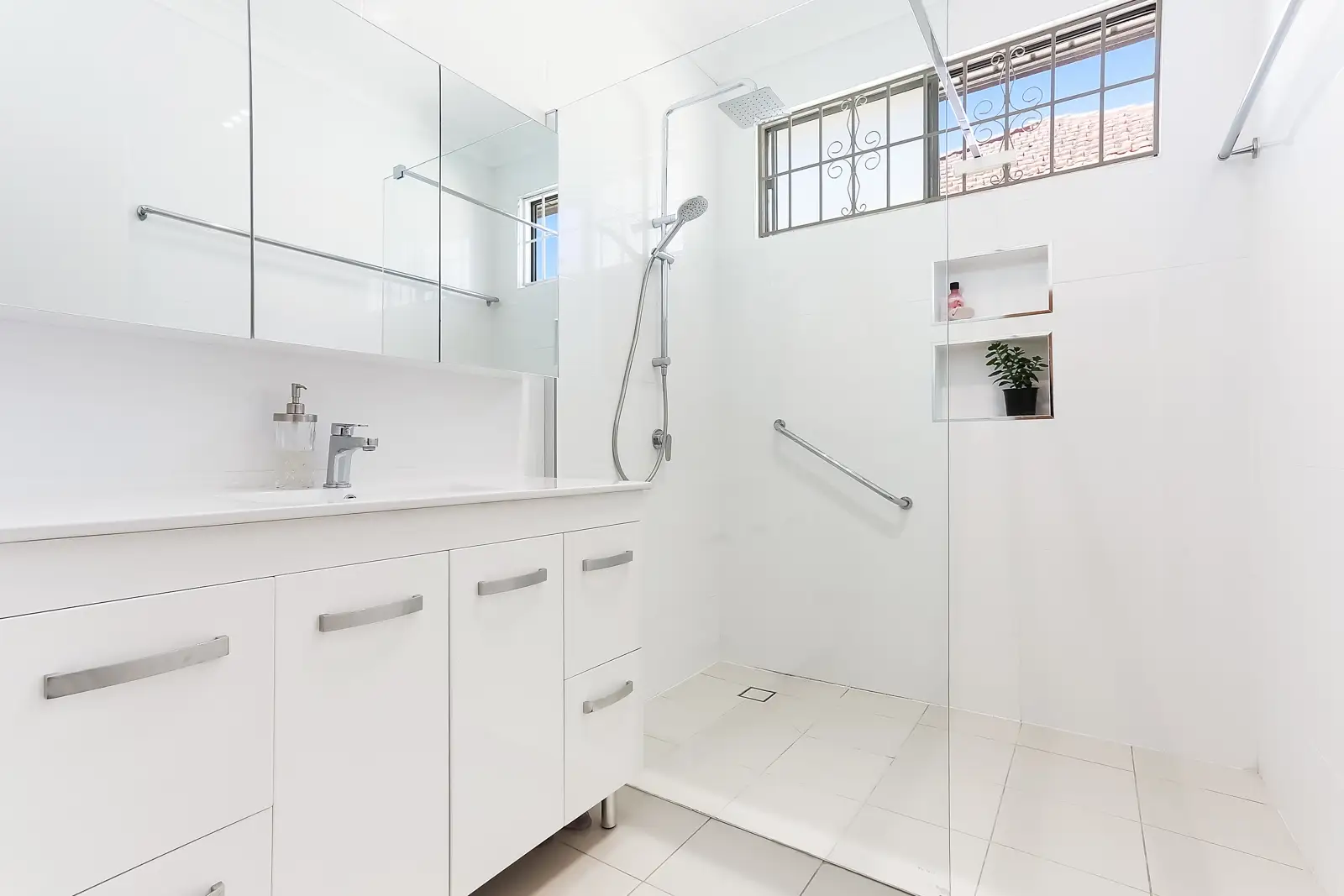 17 Oleander Avenue, Lidcombe Sold by Richard Matthews Real Estate - image 6