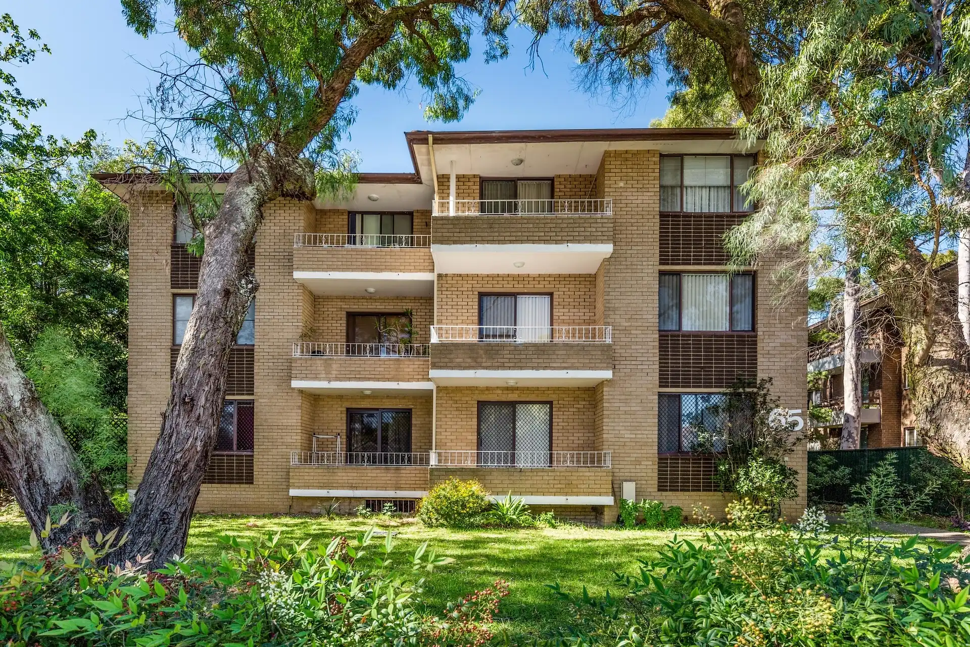 9/65  Frederick Street, Ashfield Sold by Richard Matthews Real Estate - image 1