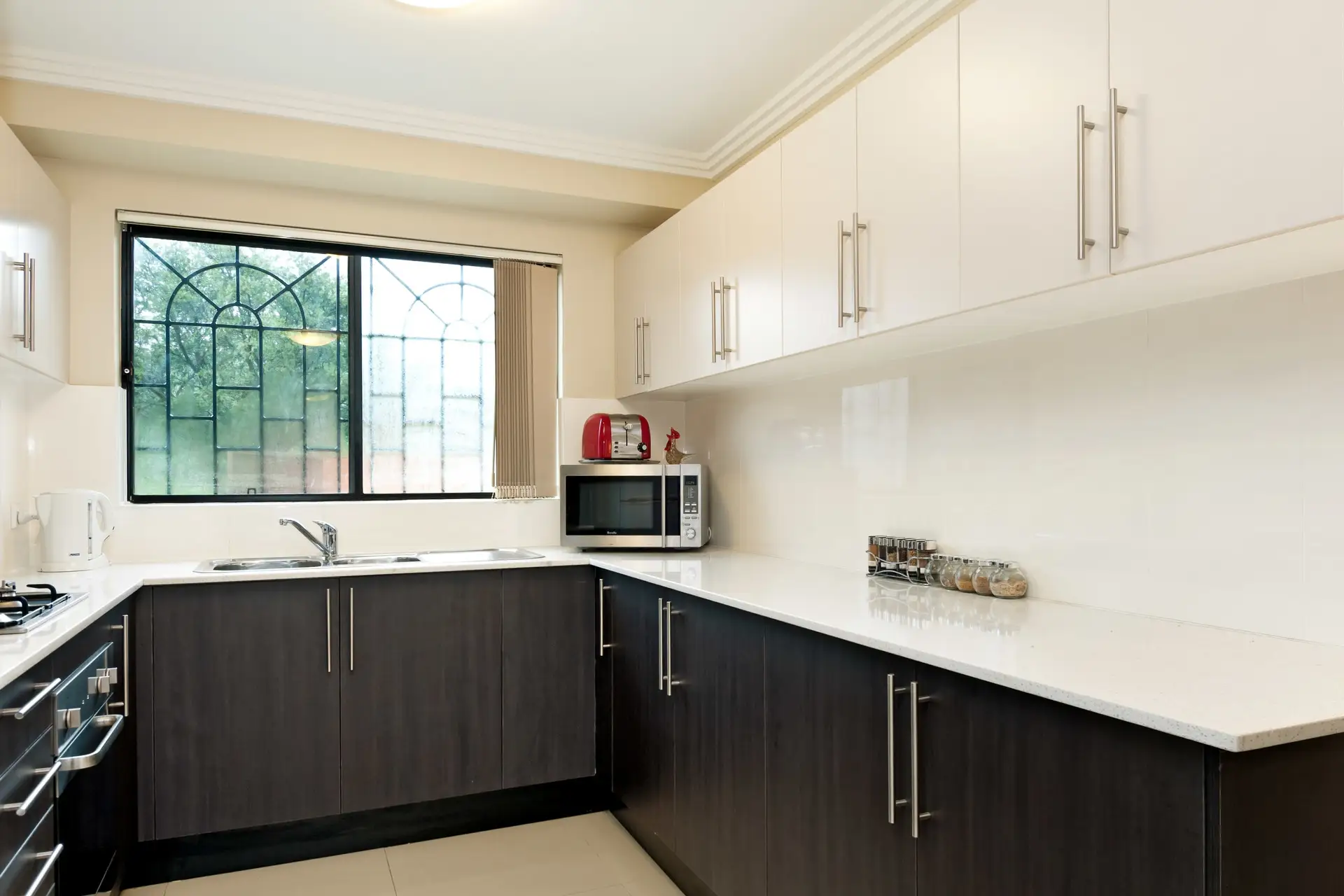 1/1 South Parade, Canterbury Sold by Richard Matthews Real Estate - image 3