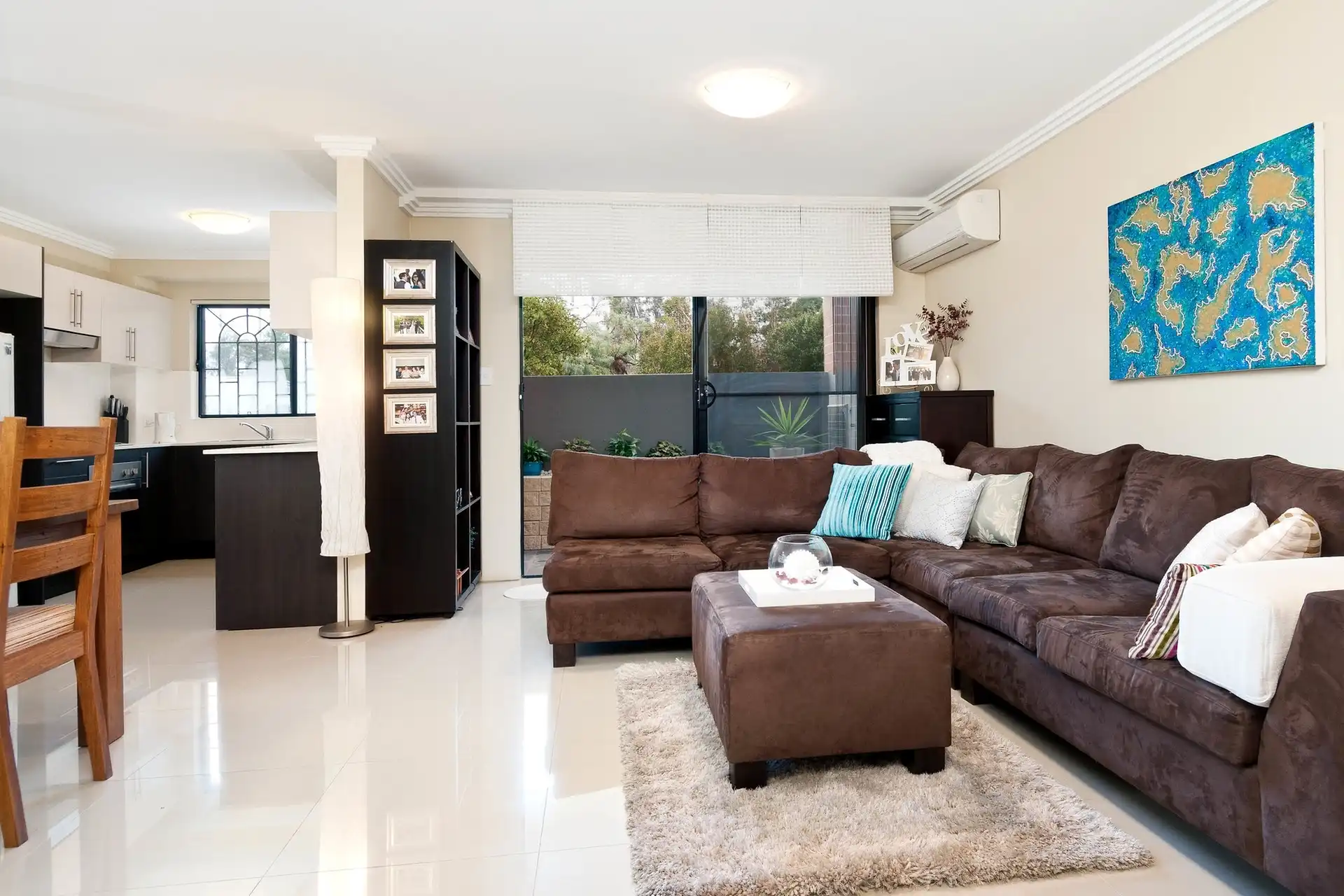 1/1 South Parade, Canterbury Sold by Richard Matthews Real Estate - image 1