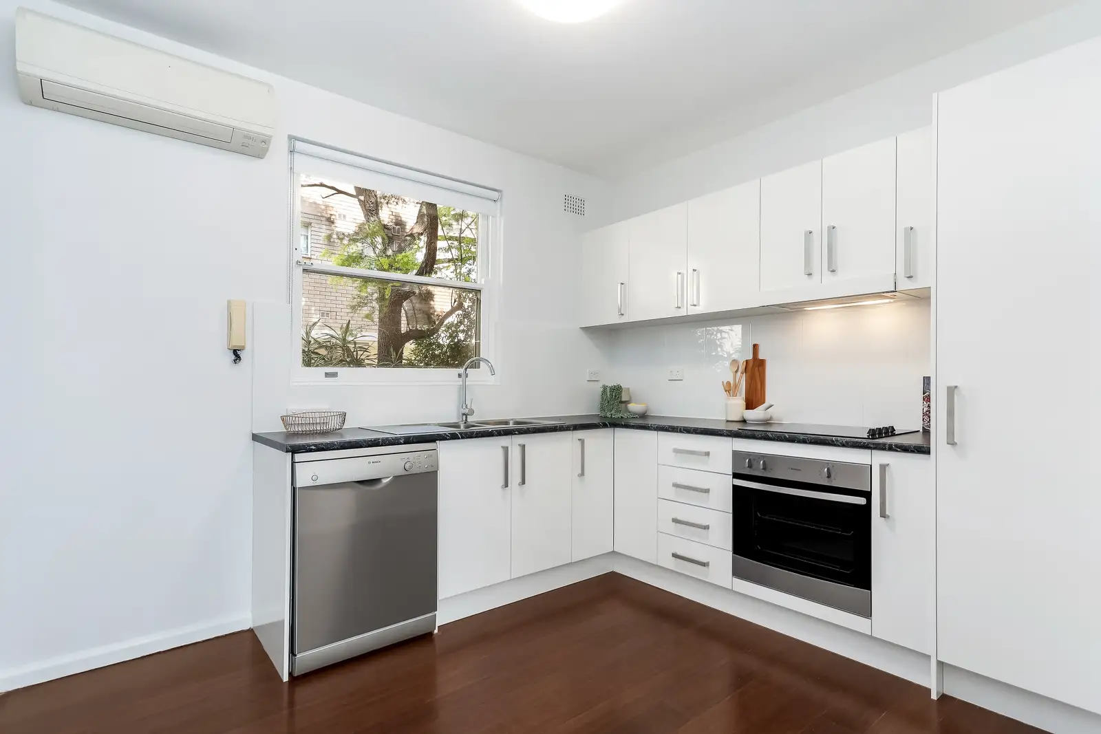 5/62-64 Floss Street, Hurlstone Park Sold by Richard Matthews Real Estate - image 2