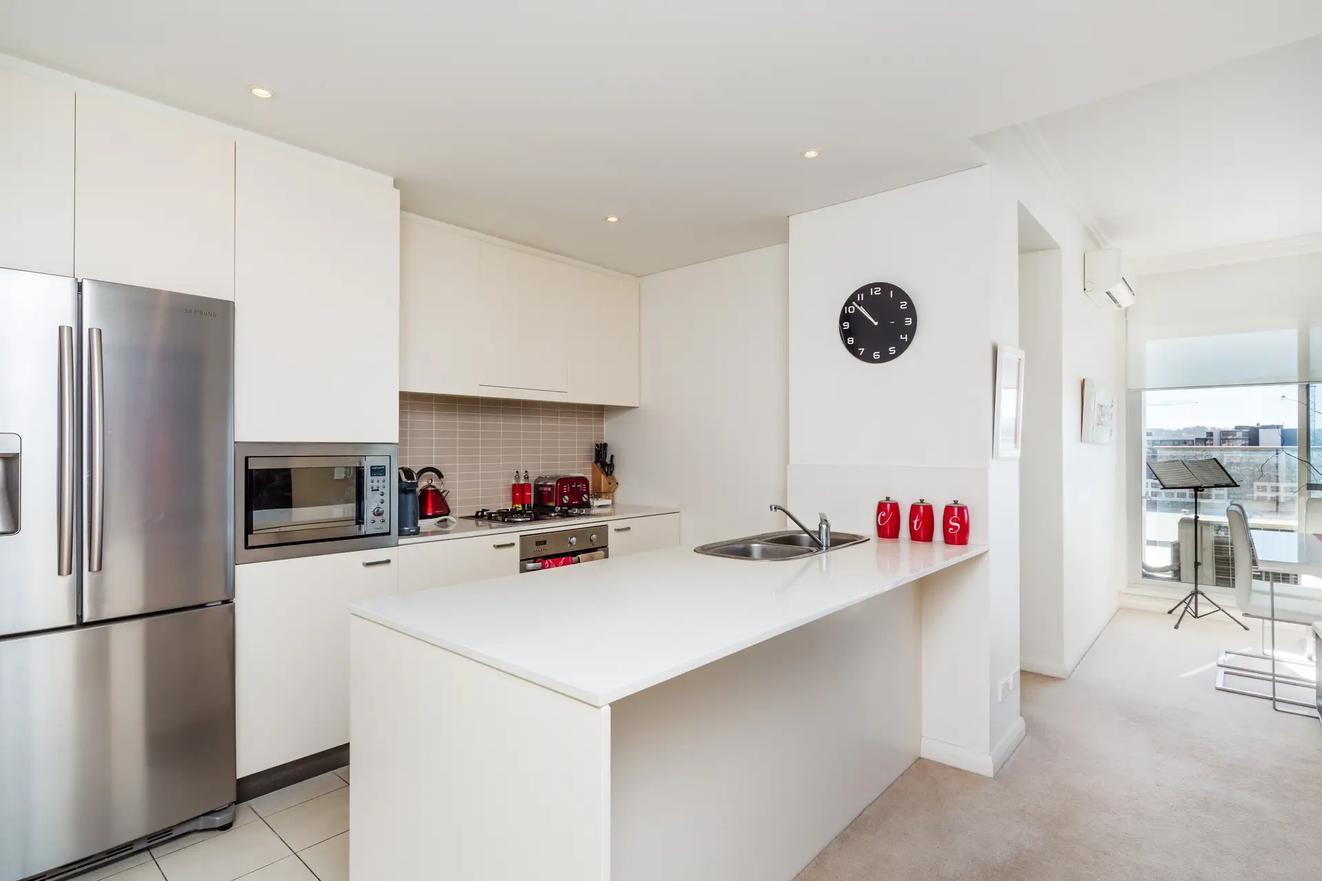 808/6 Nuvolari Place, Wentworth Point Sold by Richard Matthews Real Estate - image 3