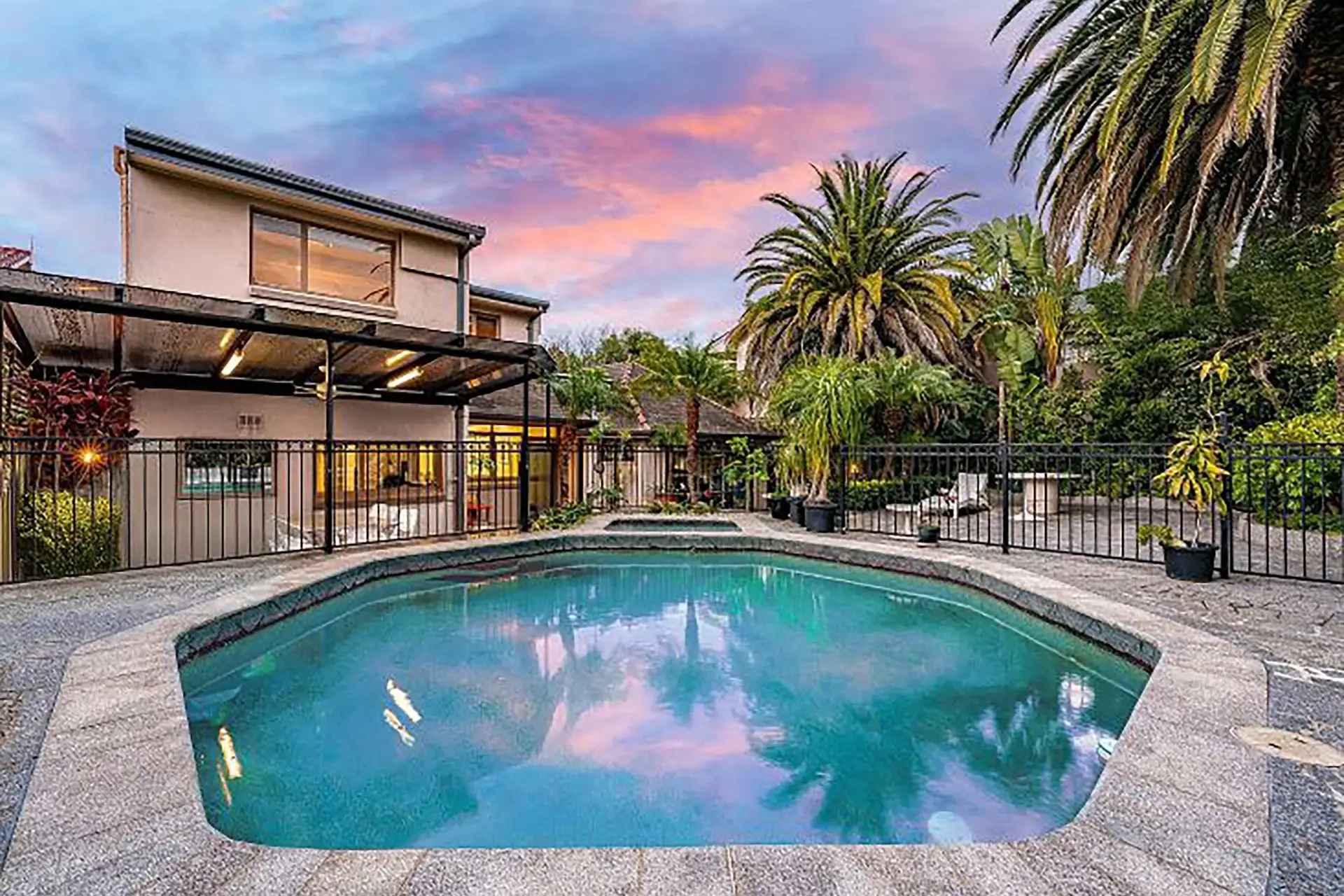8 Newton Road, Strathfield Sold by Richard Matthews Real Estate - image 4
