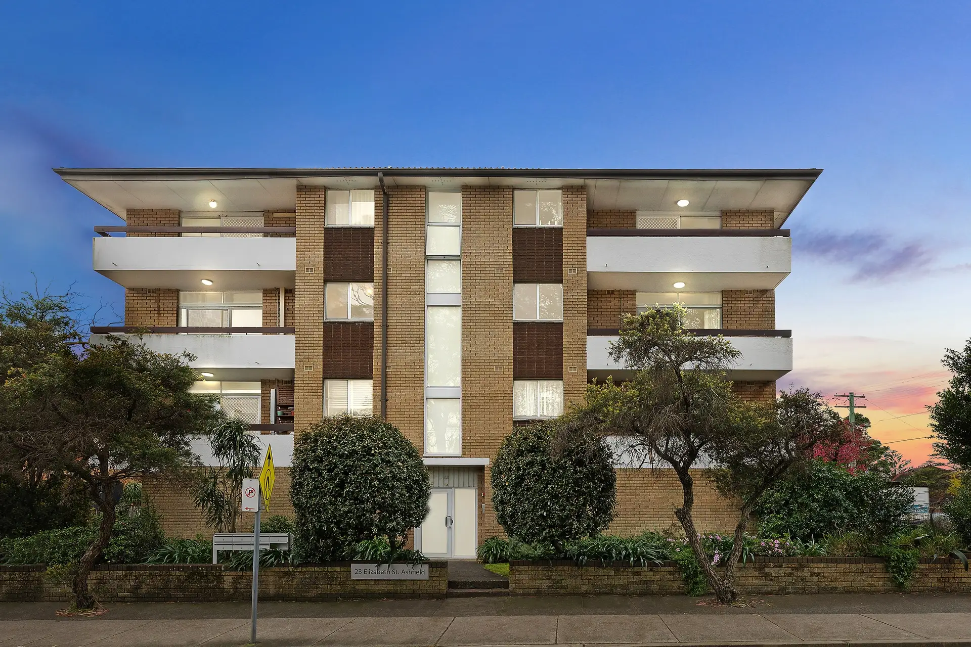 4/23 Elizabeth Street, Ashfield Sold by Richard Matthews Real Estate - image 1