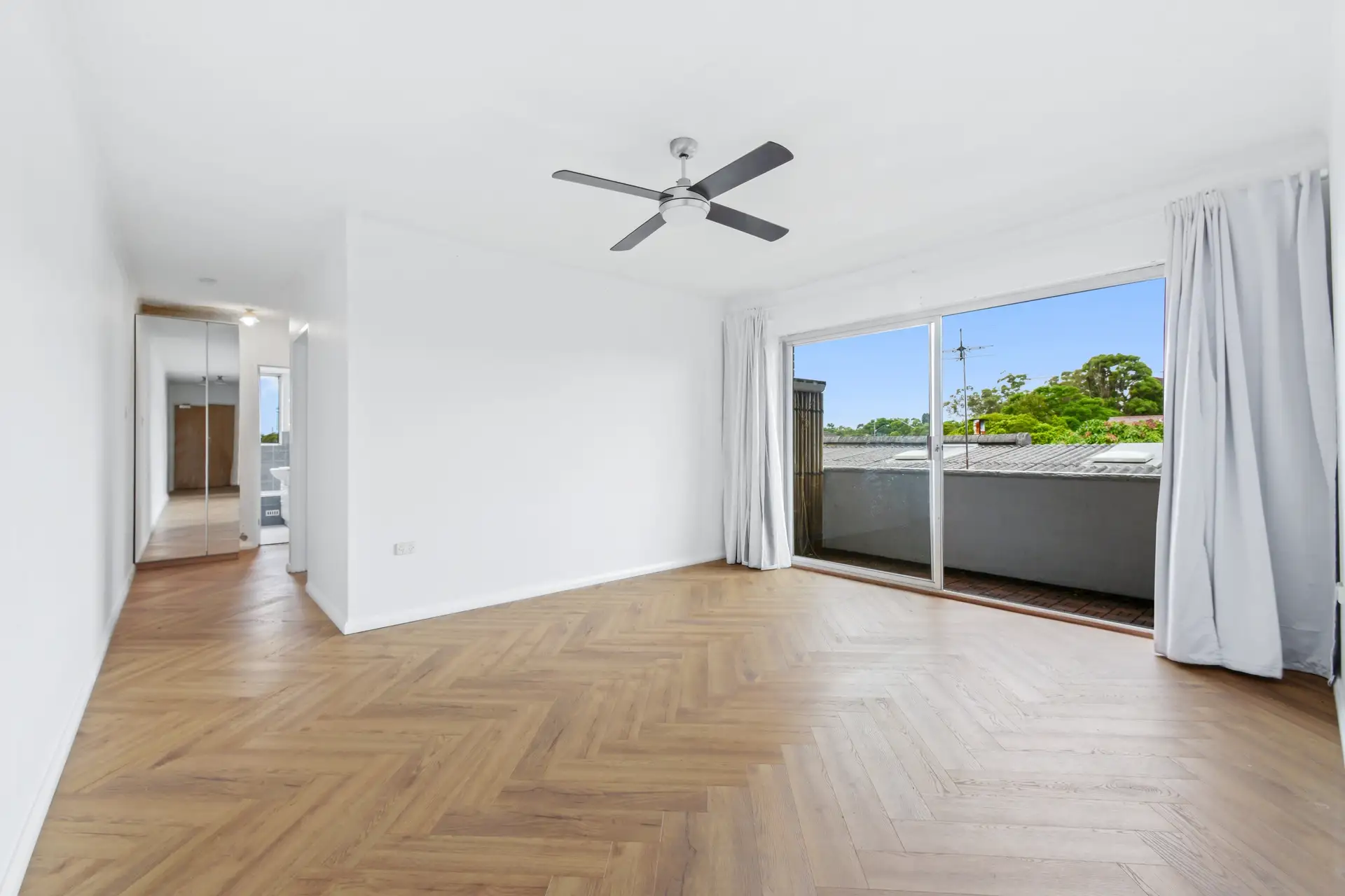 7/4 Mooney Street, Strathfield South Sold by Richard Matthews Real Estate - image 3