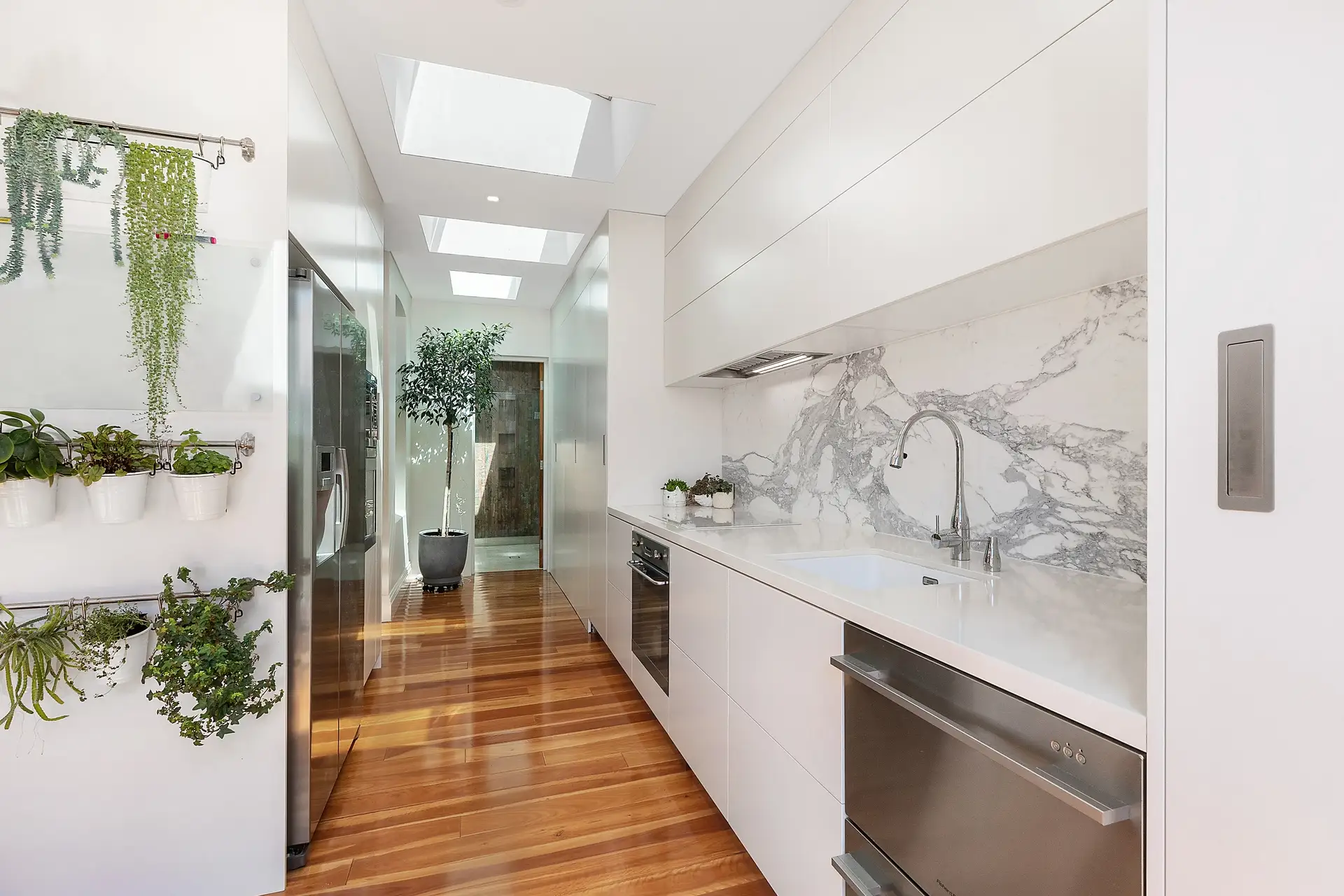 6 Thorby Avenue, Leichhardt Sold by Richard Matthews Real Estate - image 4