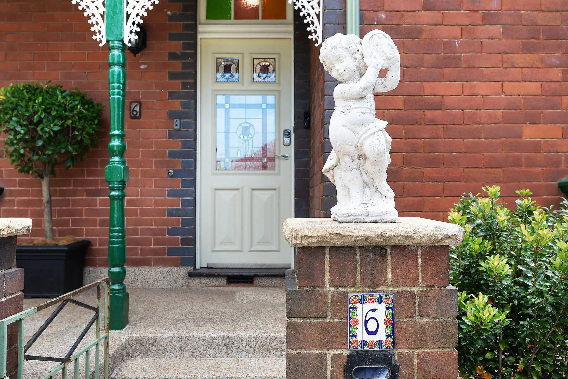 6 Thorby Avenue, Leichhardt Sold by Richard Matthews Real Estate - image 2