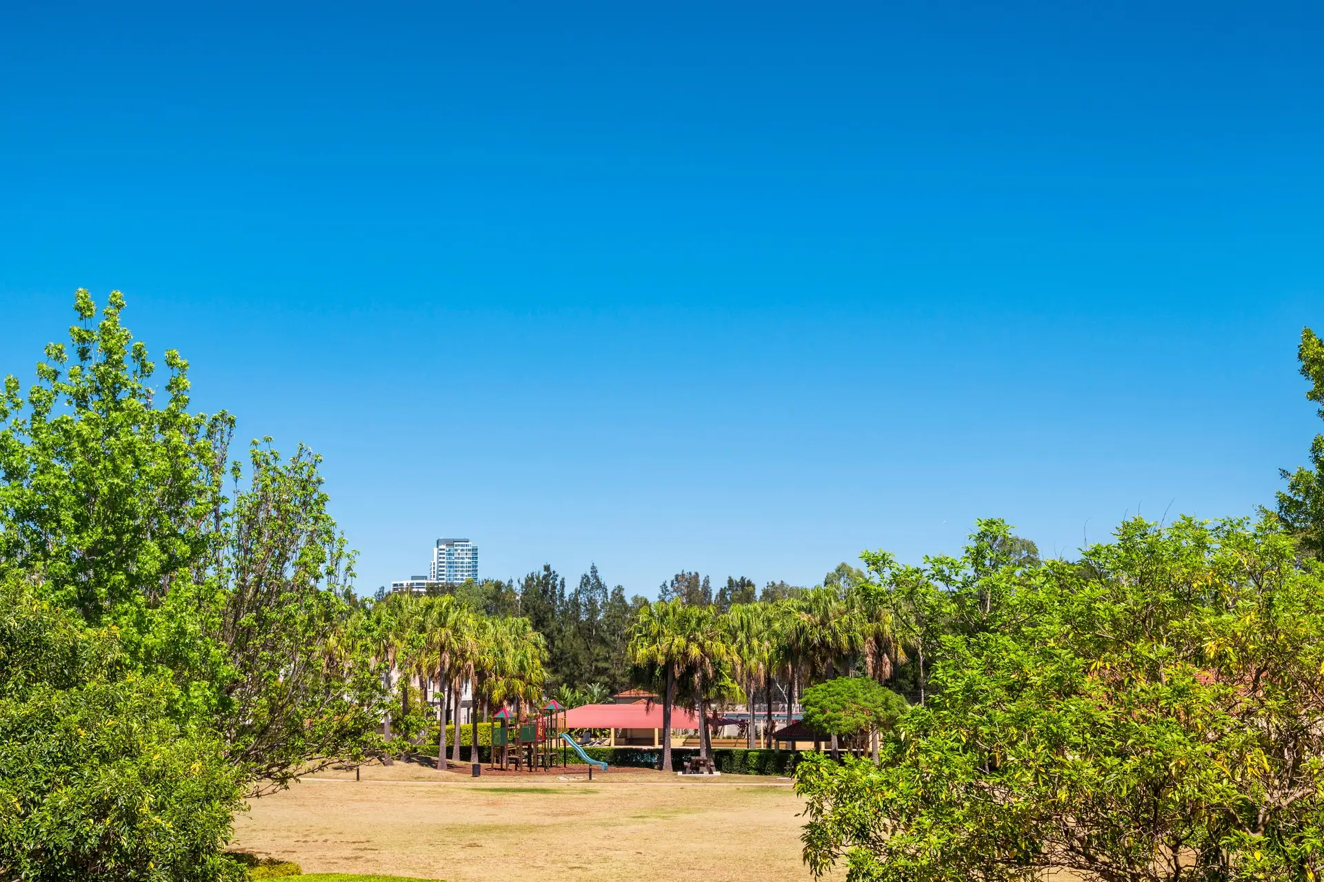 8/11 Settlers Boulevard, Liberty Grove Sold by Richard Matthews Real Estate - image 4