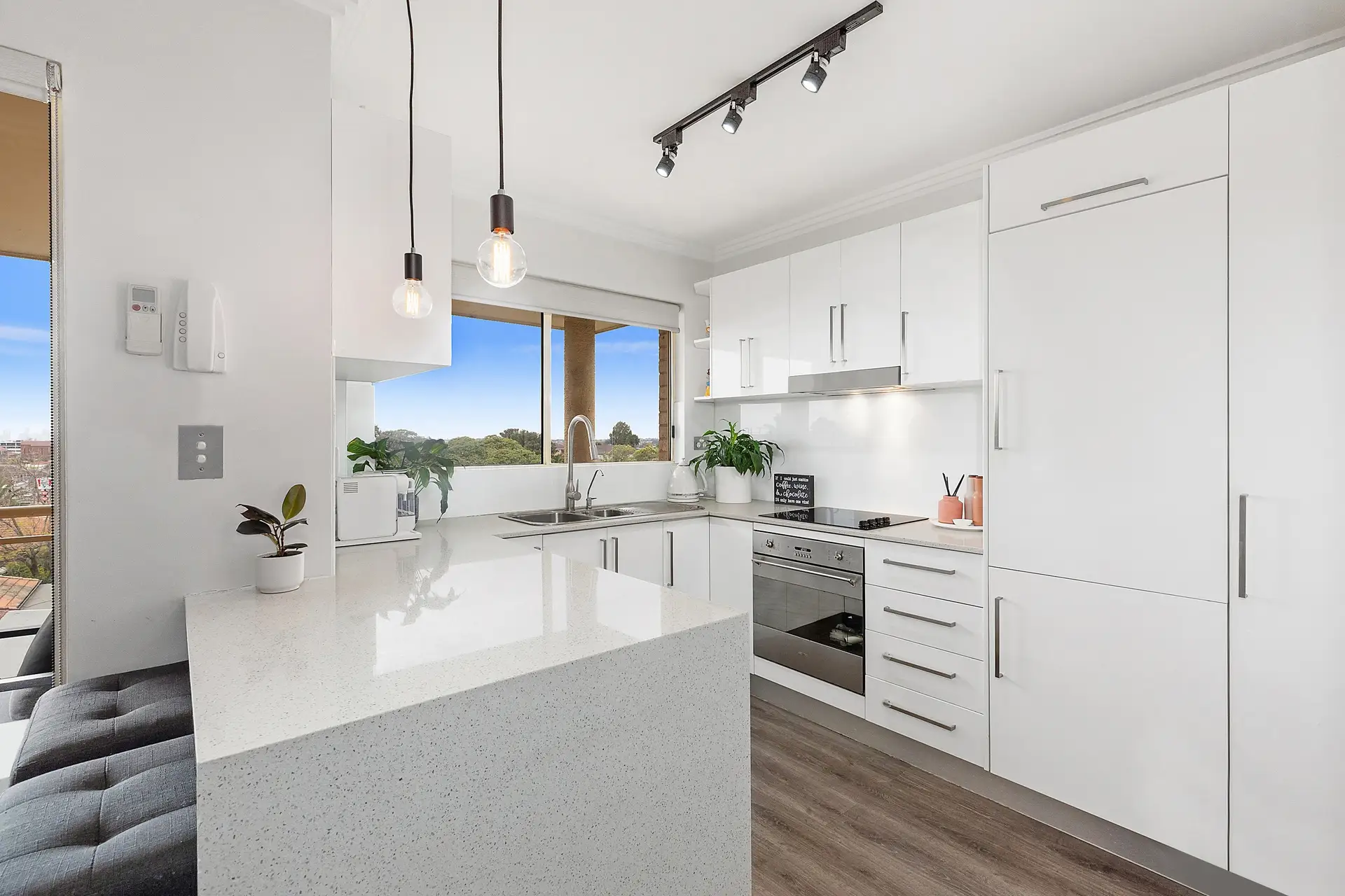 7/1 Hillview Street, Roselands Sold by Richard Matthews Real Estate - image 2
