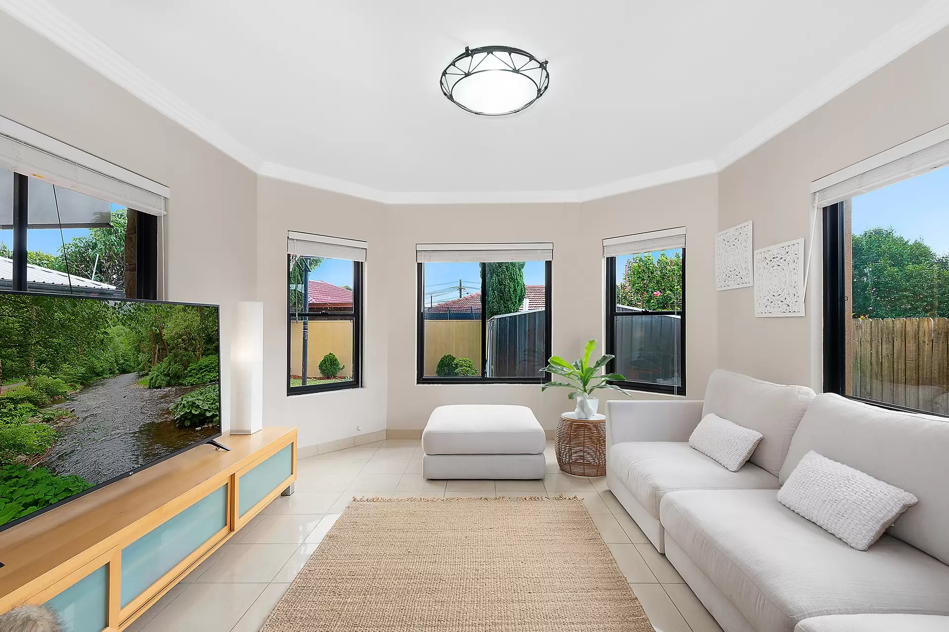 7  Albert Street, Belfield Sold by Richard Matthews Real Estate - image 3