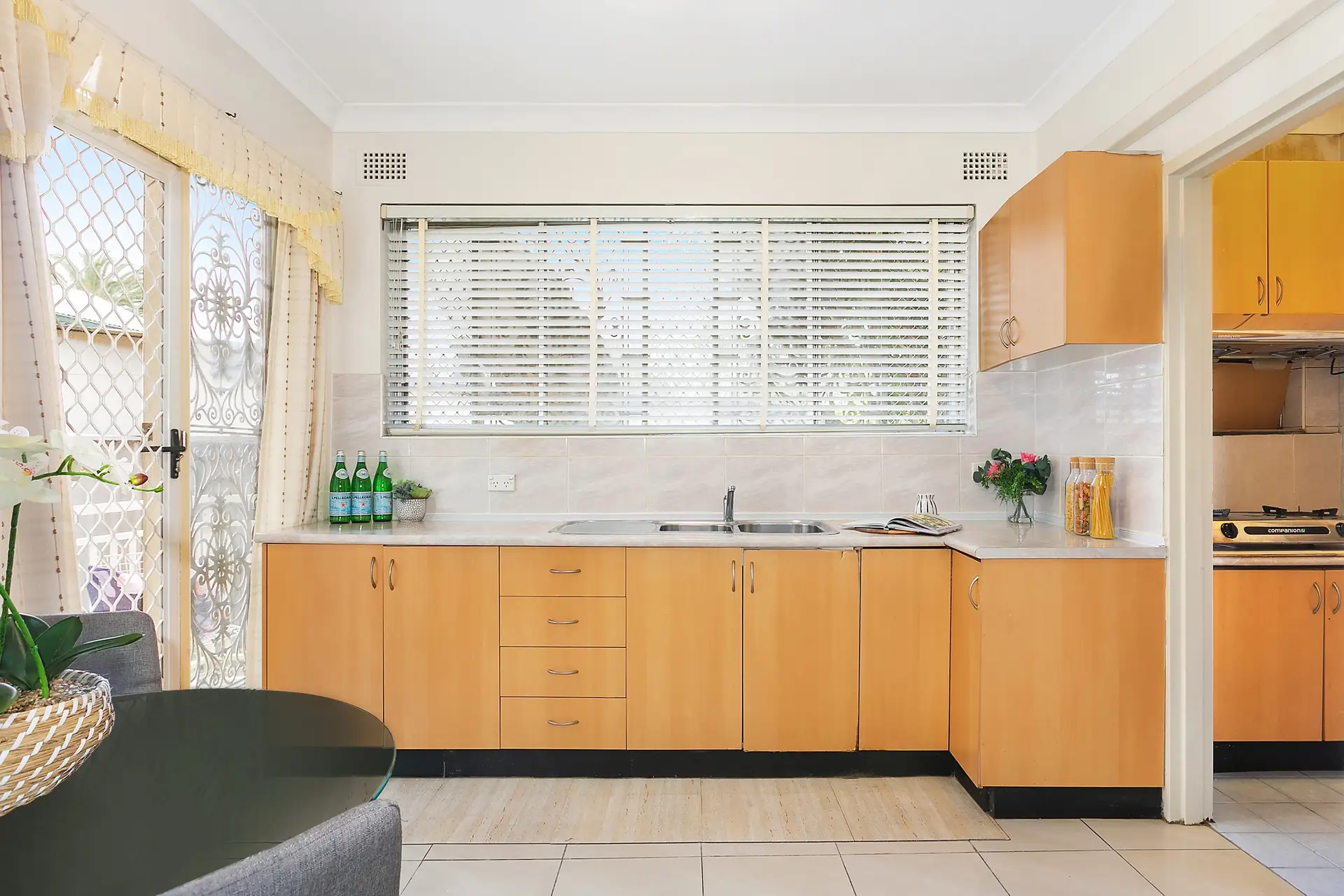 8/57-59 Eighth Avenue, Campsie Sold by Richard Matthews Real Estate - image 4