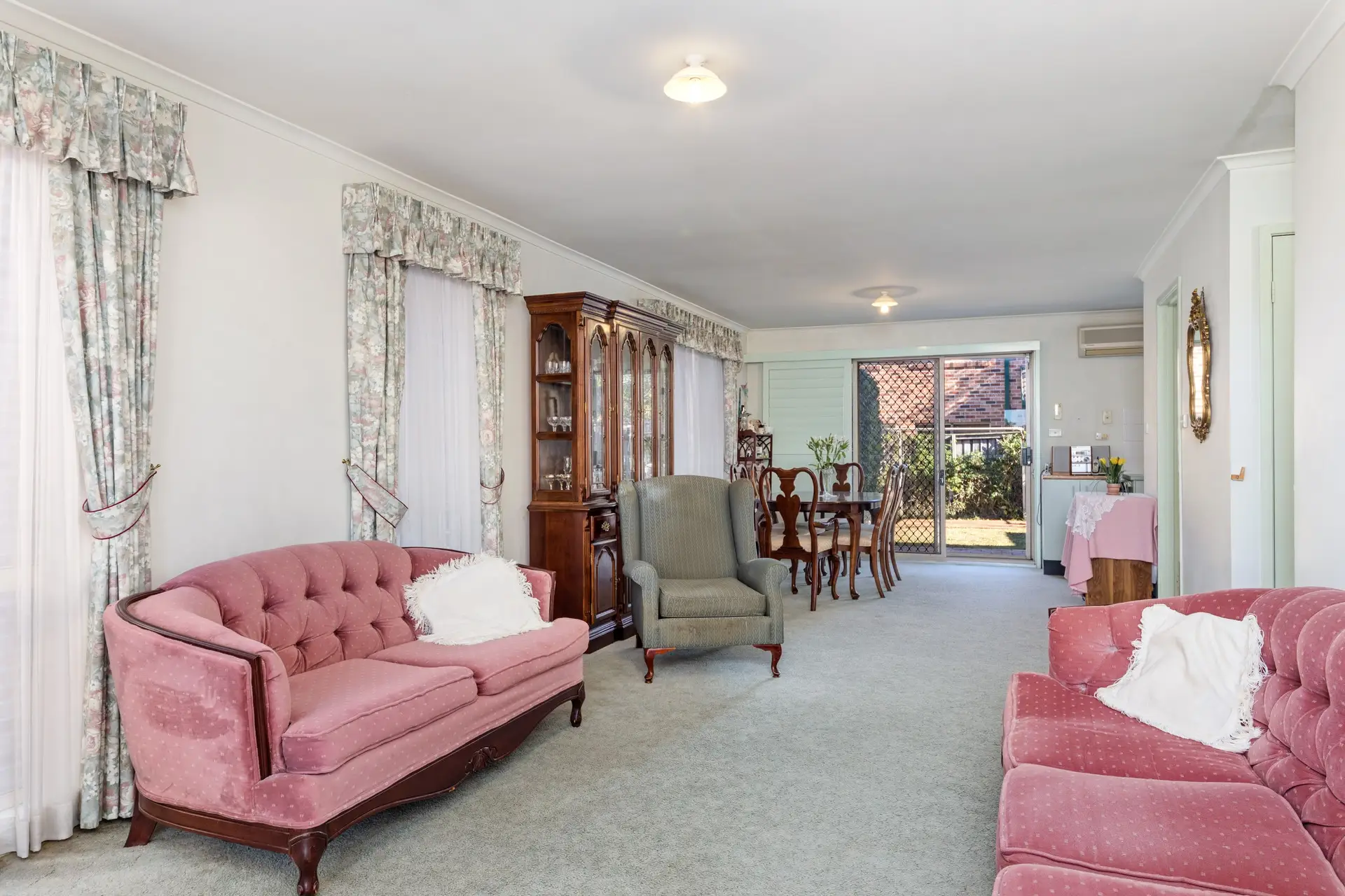 12 Tristania Grove, Greenacre Sold by Richard Matthews Real Estate - image 2