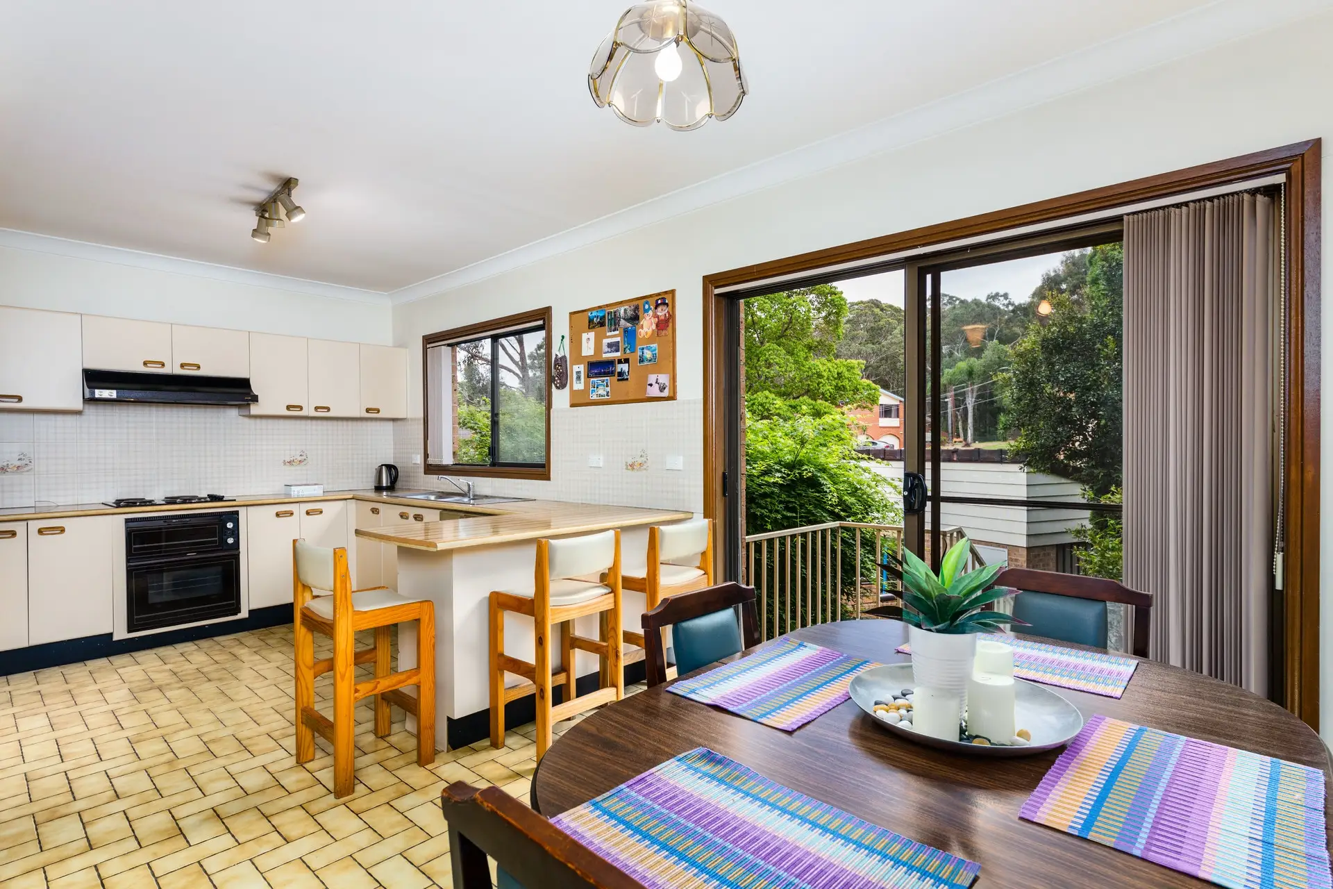 4/40-42 Carnavon Crescent, Georges Hall Sold by Richard Matthews Real Estate - image 2
