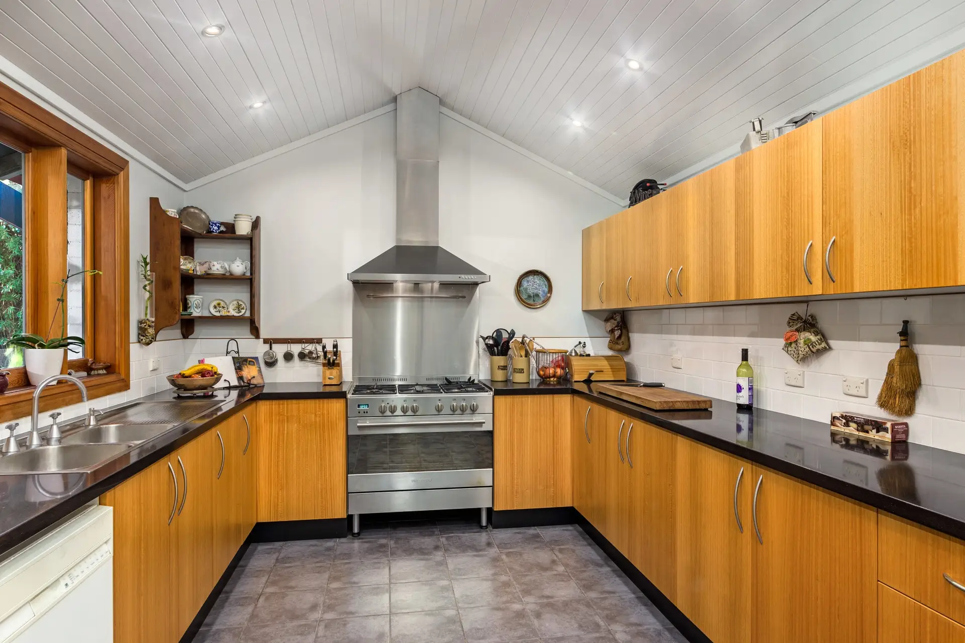 2 Culdees Road, Burwood Heights Sold by Richard Matthews Real Estate - image 6
