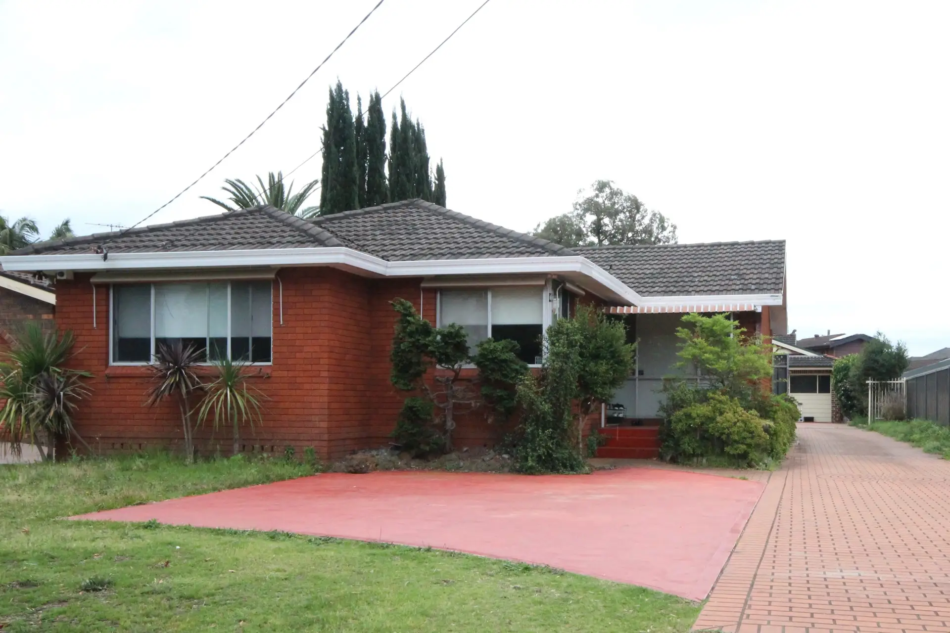 14 Doris Street, Picnic Point Leased by Richard Matthews Real Estate - image 1