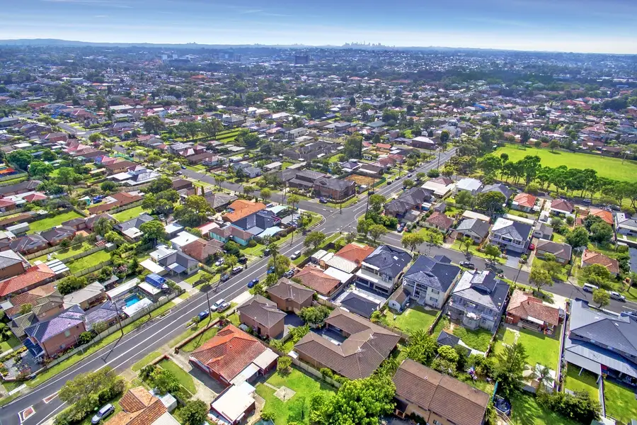 16 Augusta Street, Condell Park Sold by Richard Matthews Real Estate - image 7