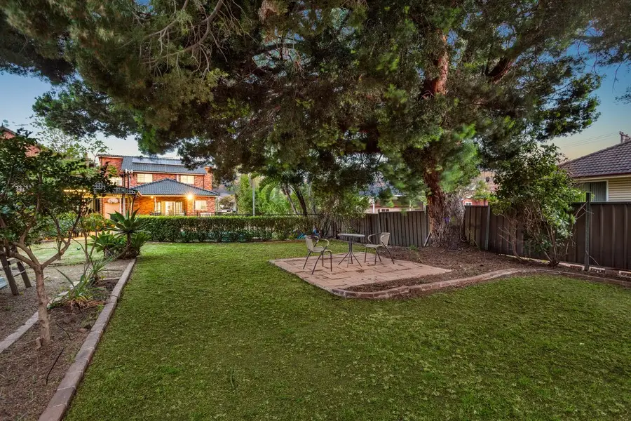 33 Pringle Avenue, Bankstown Sold by Richard Matthews Real Estate - image 7