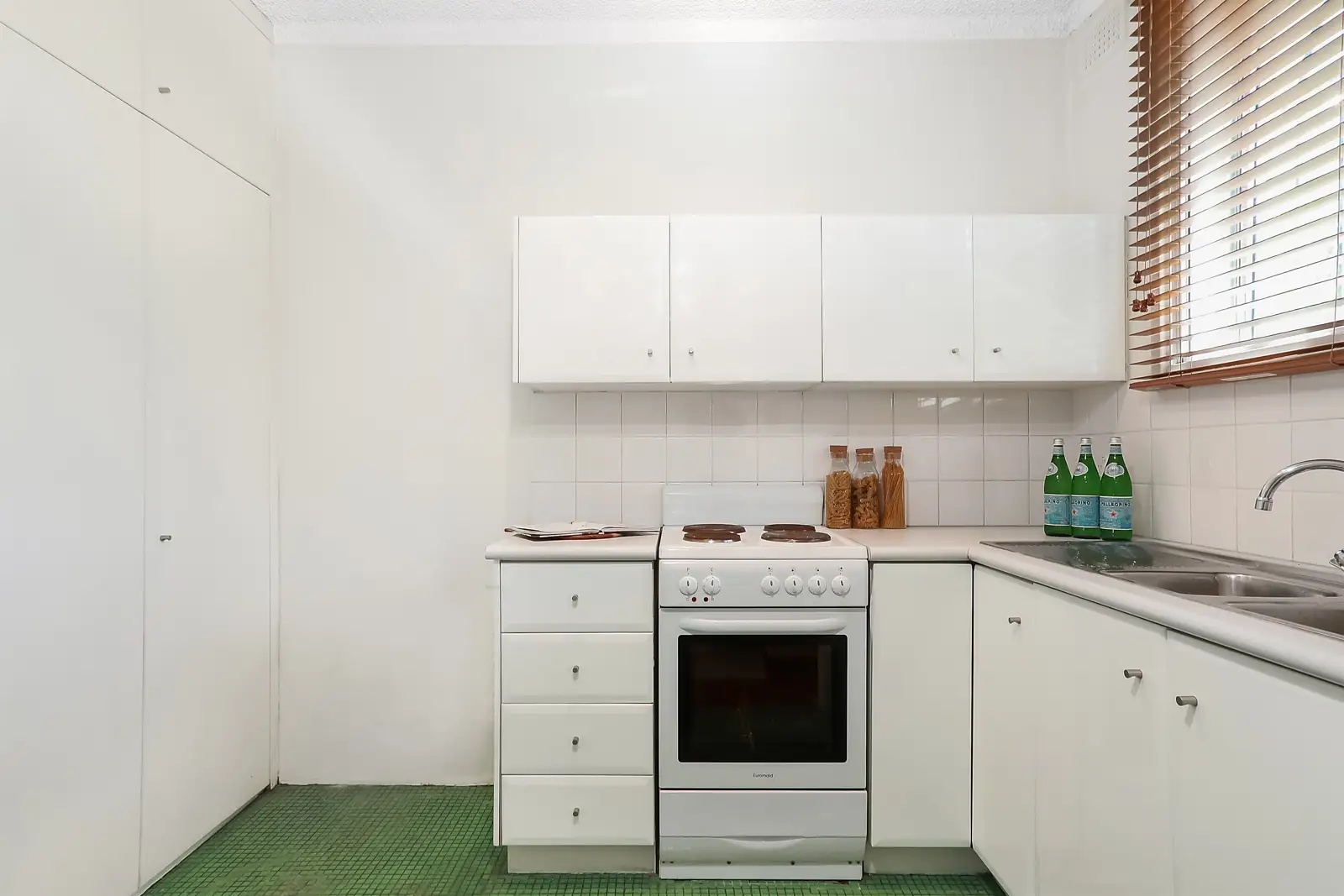 9/39 Henry Street, Leichhardt Sold by Richard Matthews Real Estate - image 3
