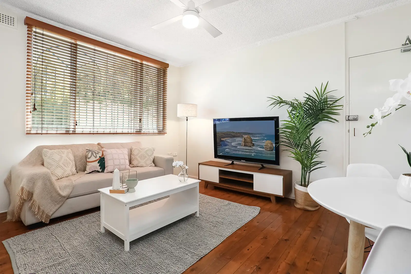 9/39 Henry Street, Leichhardt Sold by Richard Matthews Real Estate - image 2