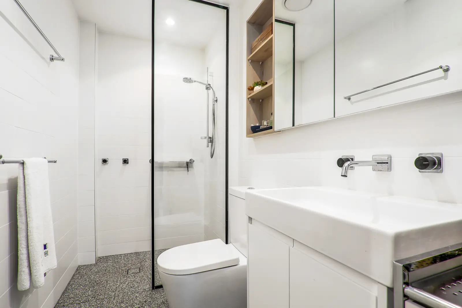 209/1 Duntroon Street, Hurlstone Park Sold by Richard Matthews Real Estate - image 5