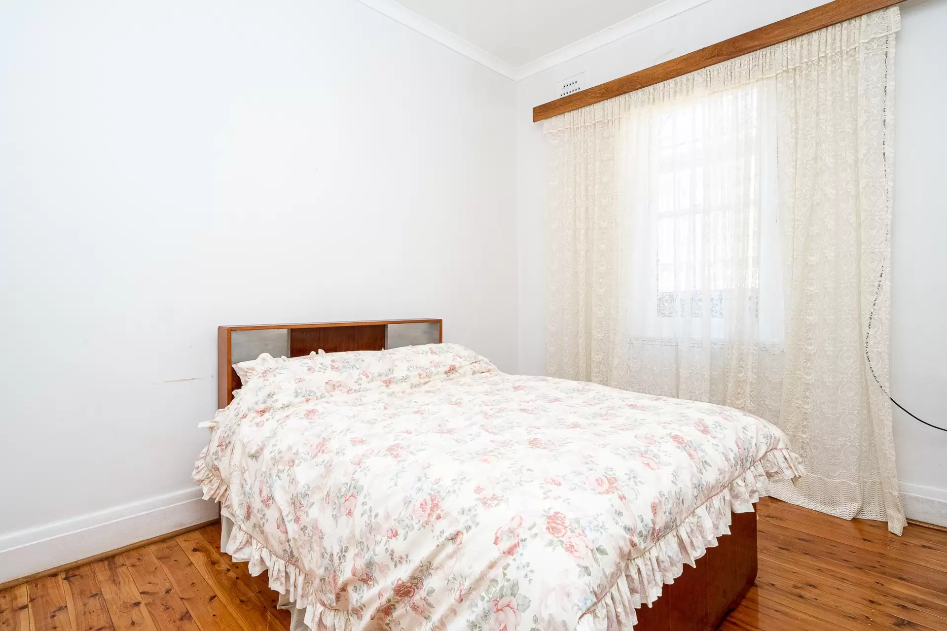 36 Oak Street, Ashfield Leased by Richard Matthews Real Estate - image 4