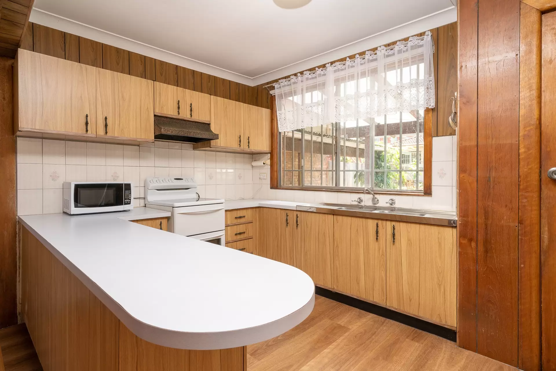 36 Oak Street, Ashfield Leased by Richard Matthews Real Estate - image 2