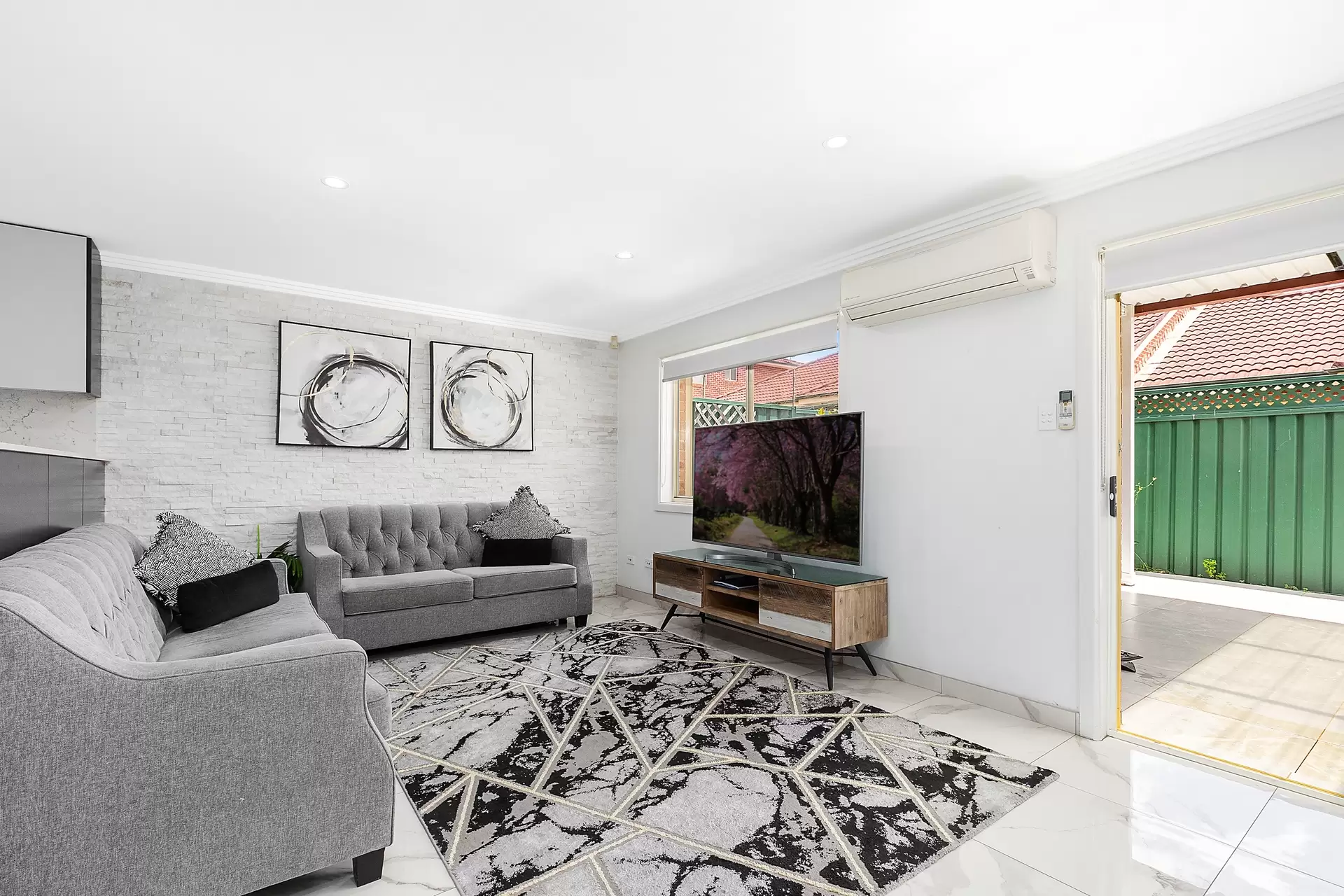 3/25 William Street, Condell Park Sold by Richard Matthews Real Estate - image 2